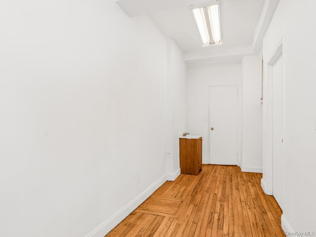 860 Grand Concourse Ave, Unit 1i photo 3