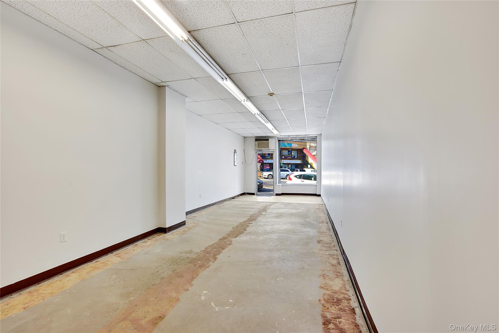 5662 Mosholu Avenue – For Rent photo 4