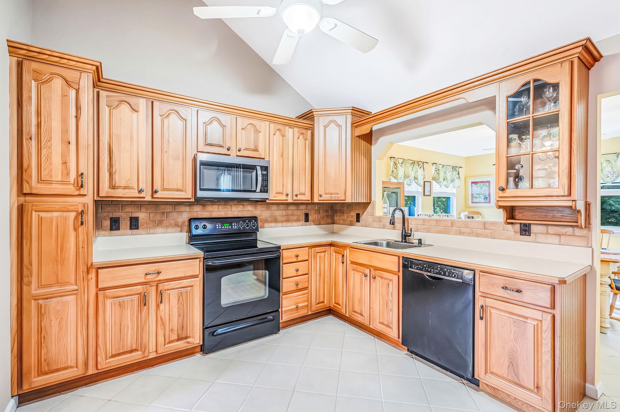 1 Chen Court – For Sale photo 17
