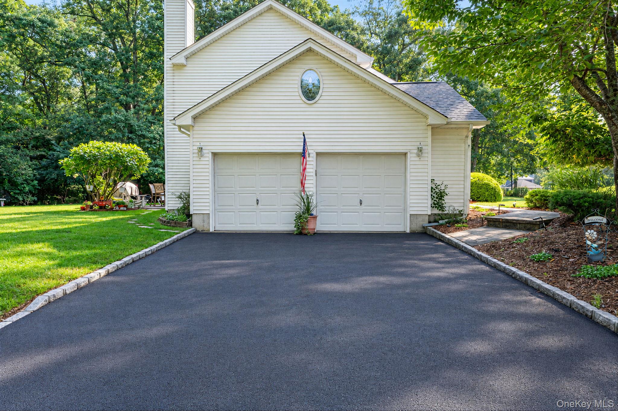 1 Chen Court – For Sale photo 3
