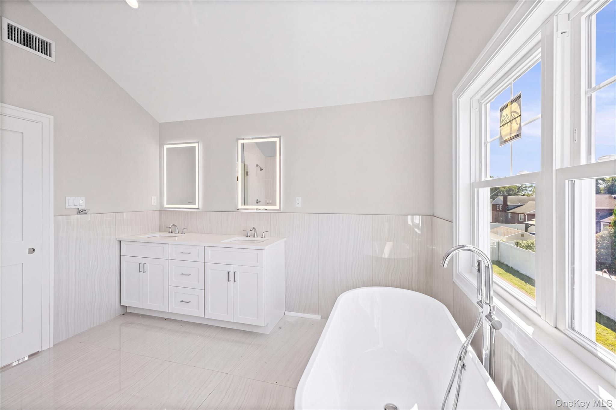 366 Broadway – For Sale photo 30