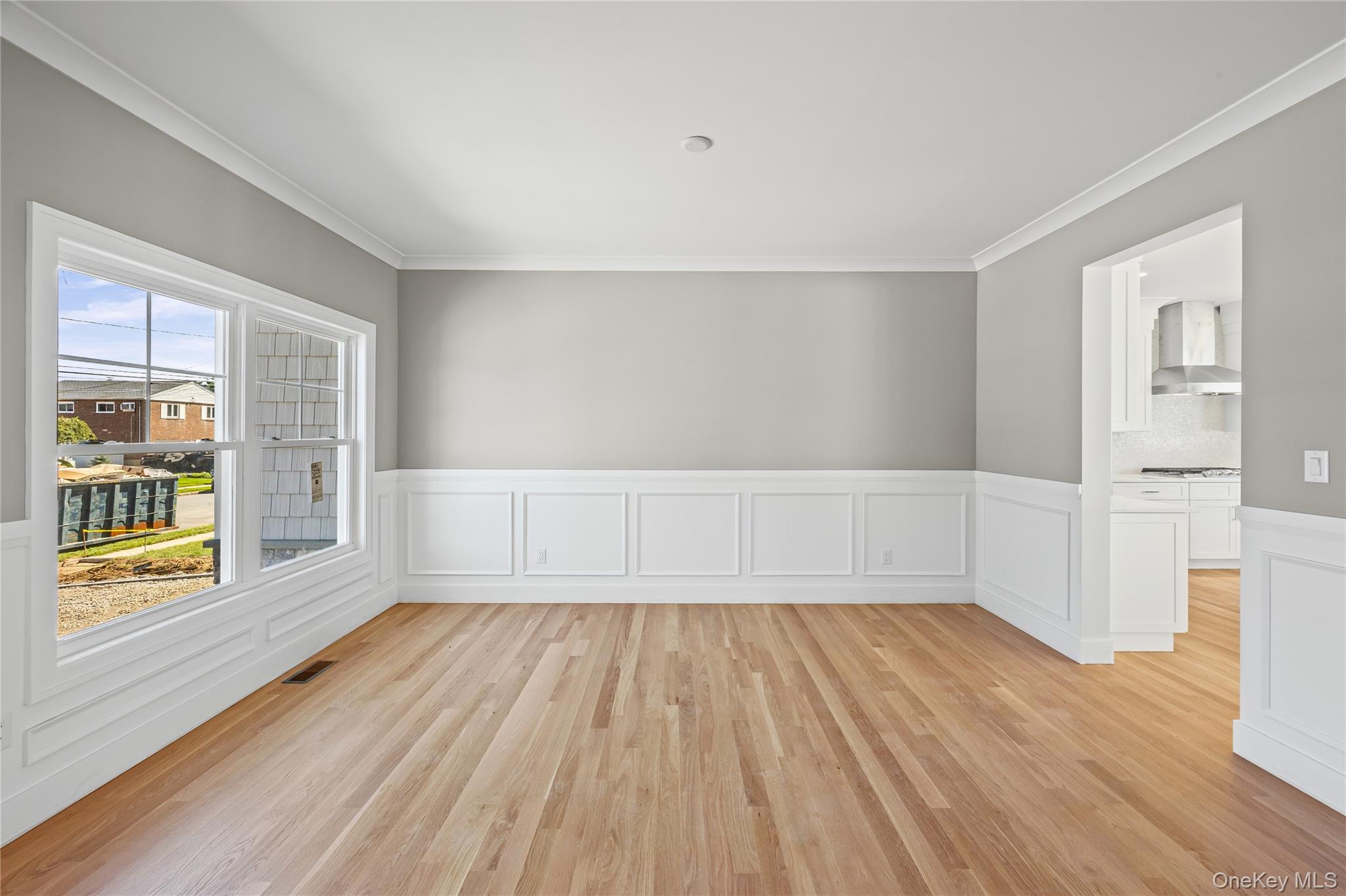 366 Broadway – For Sale photo 7