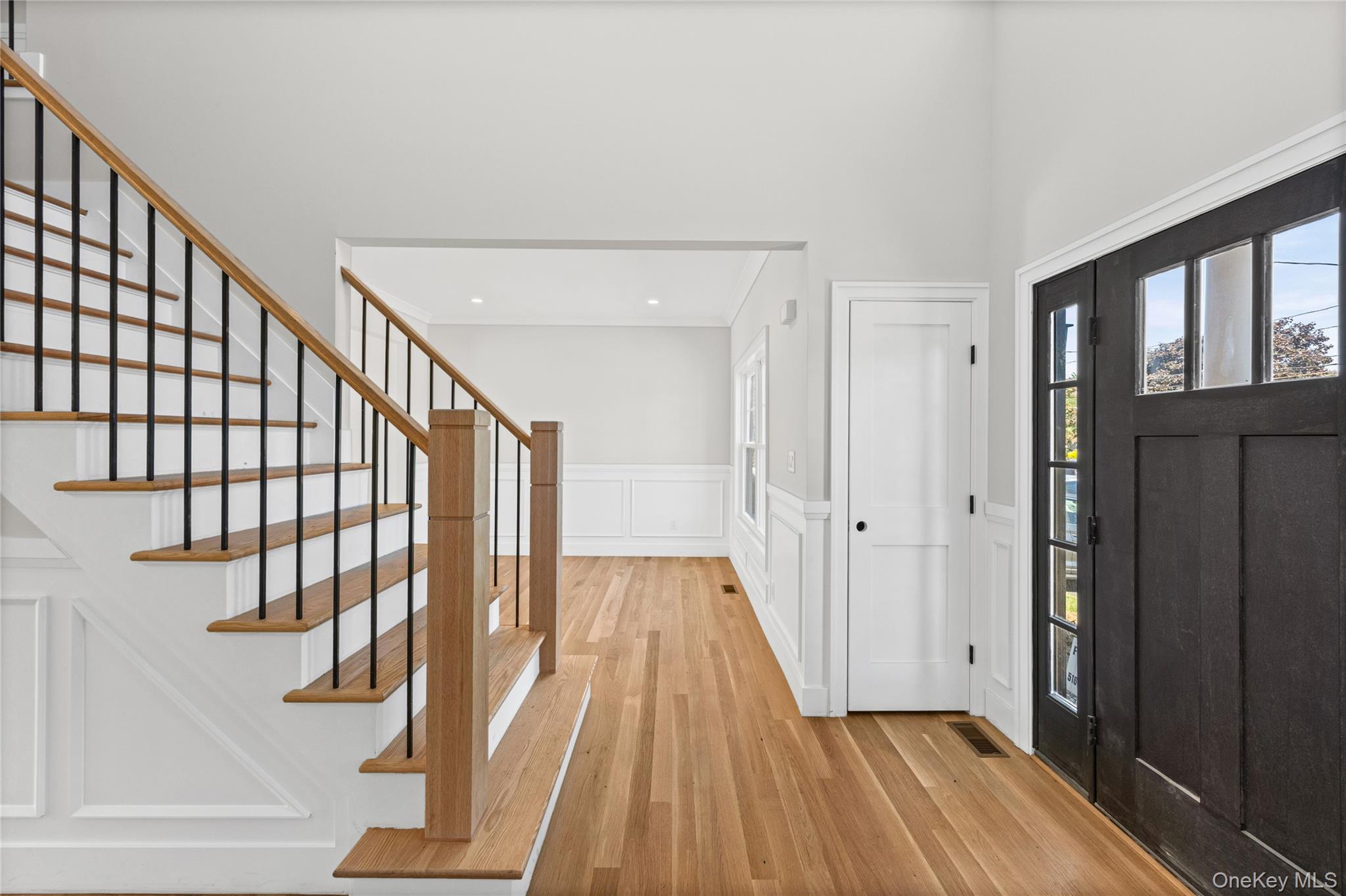 366 Broadway – For Sale photo 4
