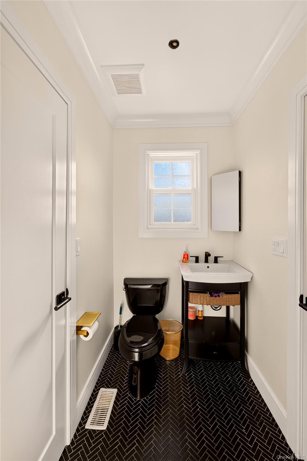 1 North Drive – For Rent photo 21