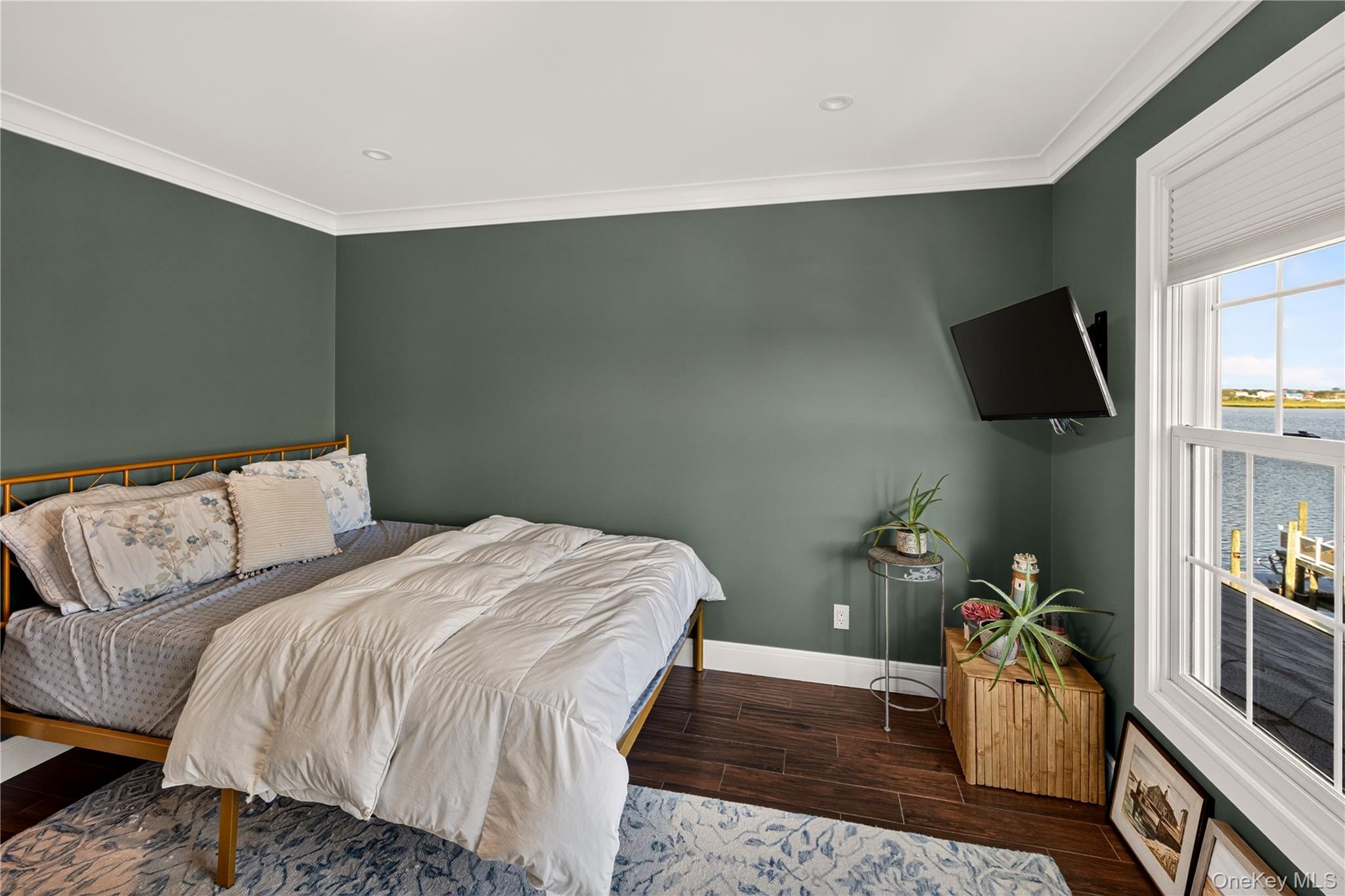 1 North Drive – For Rent photo 16