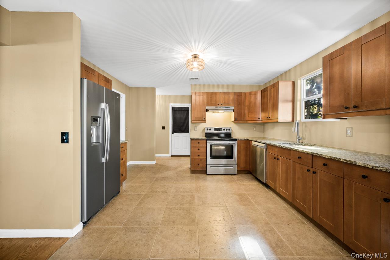 10 Iowa Street – For Sale photo 12