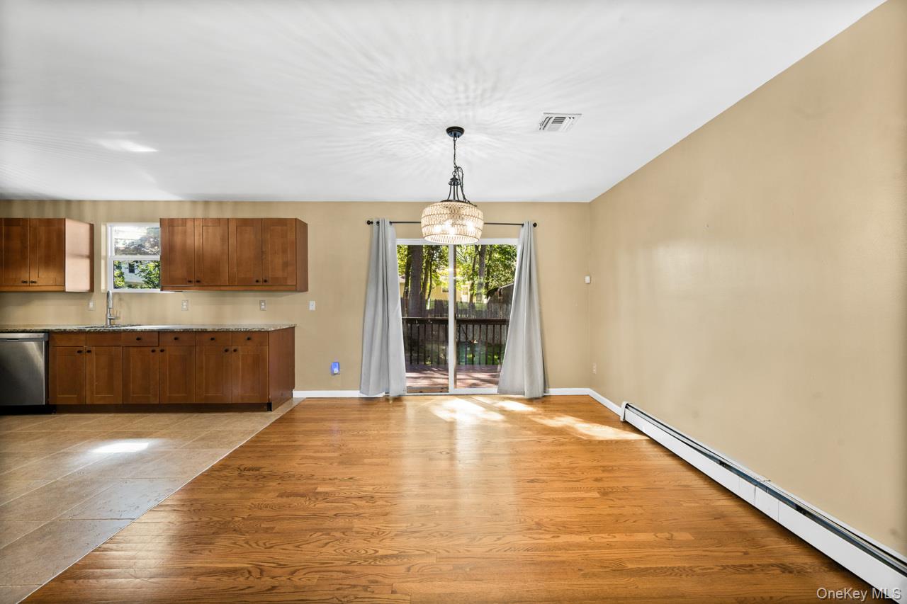 10 Iowa Street – For Sale photo 11