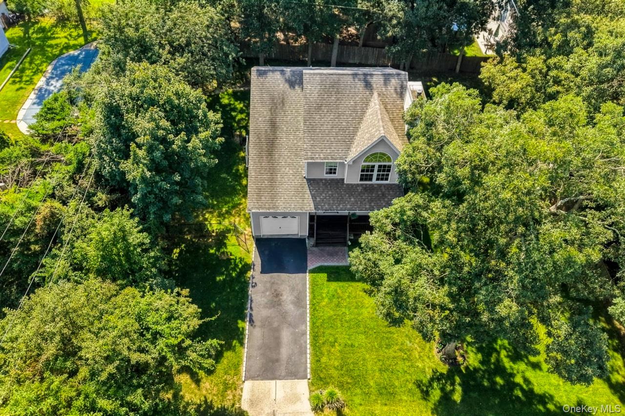 10 Iowa Street – For Sale photo 5
