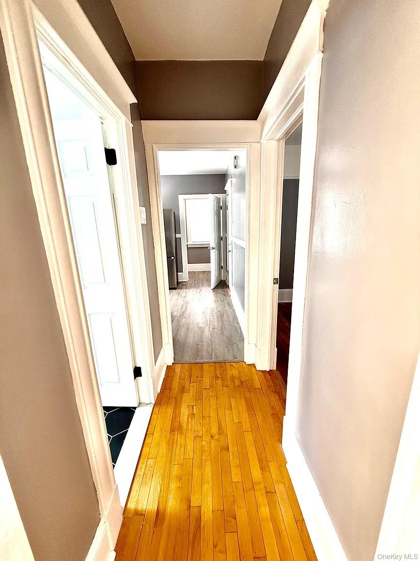 30 Manitou Avenue, Unit 2 photo 24