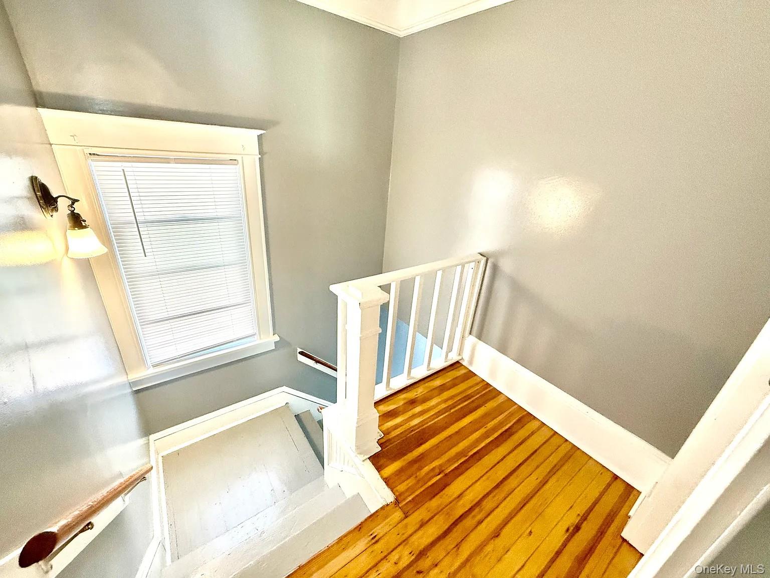 30 Manitou Avenue, Unit 2 photo 3