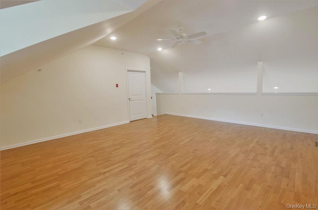 260 W Main Street, Unit 11 photo 6