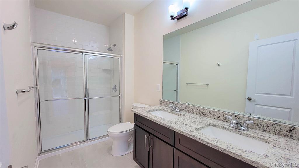 260 W Main Street, Unit 11 photo 4