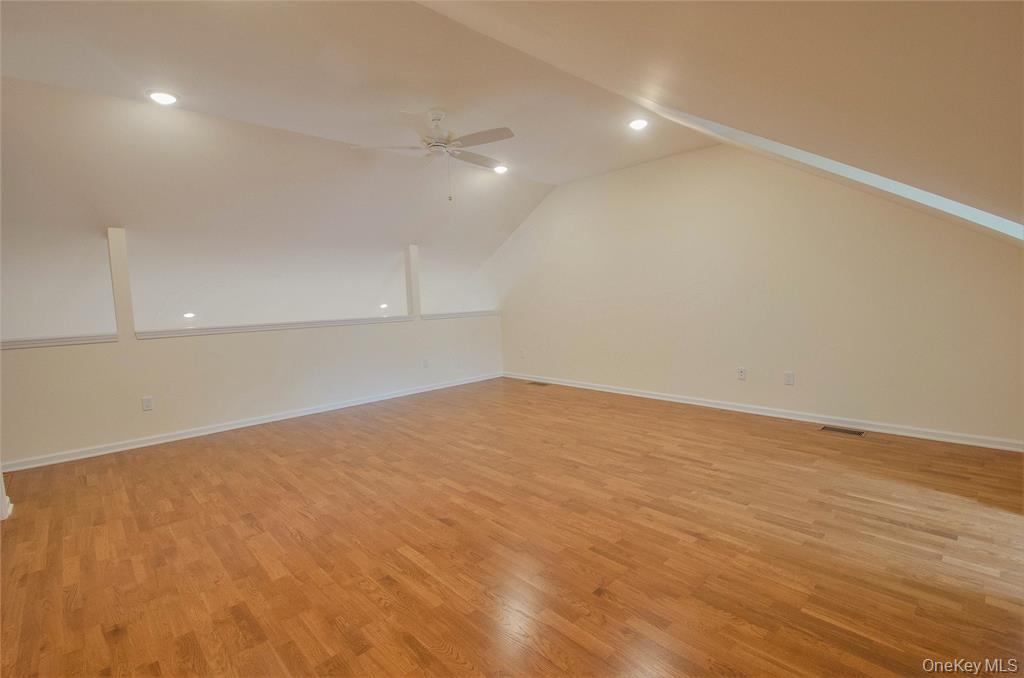 260 W Main Street, Unit 11 photo 8