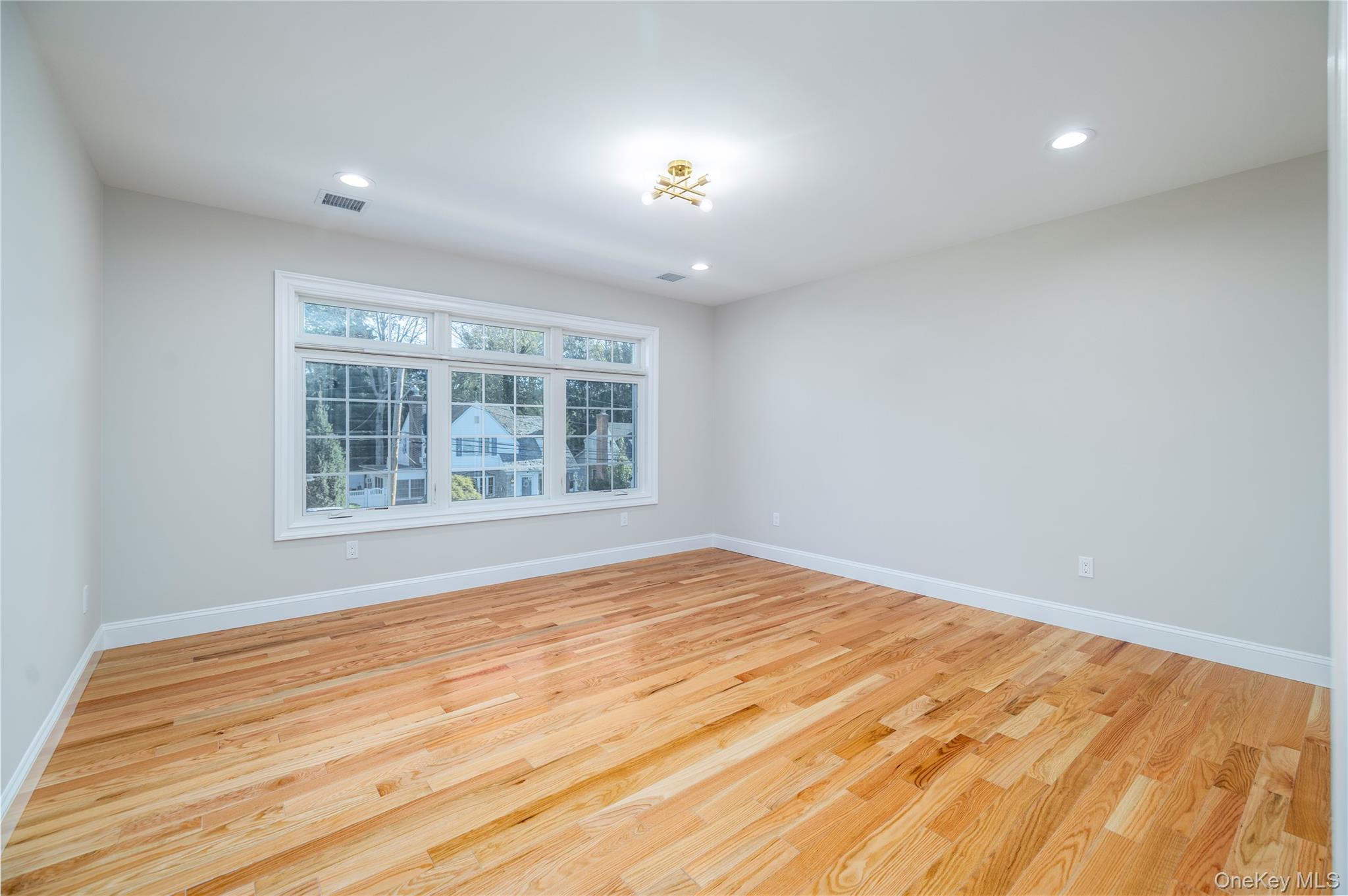 76 Gerard Avenue W – For Sale photo 17
