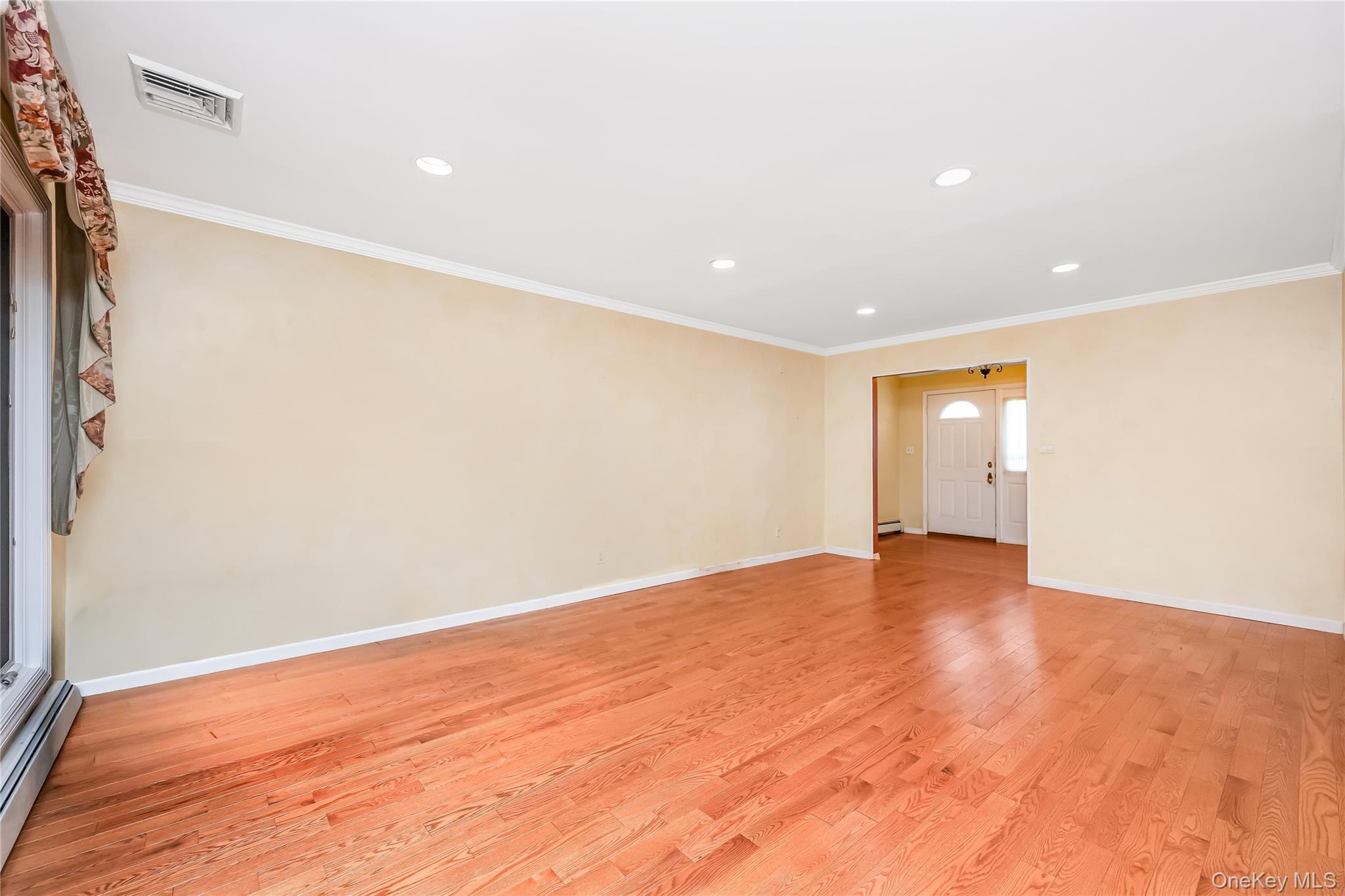 52 Voorhis Drive – For Sale photo 8