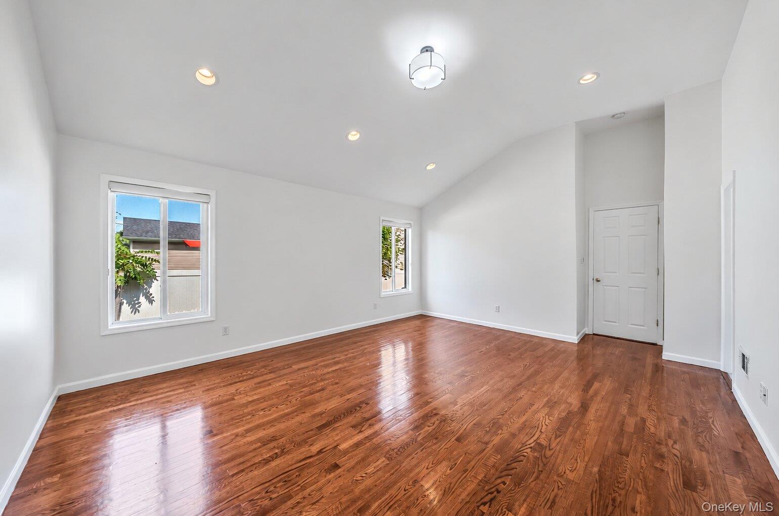 5 Willets Drive – For Sale photo 14