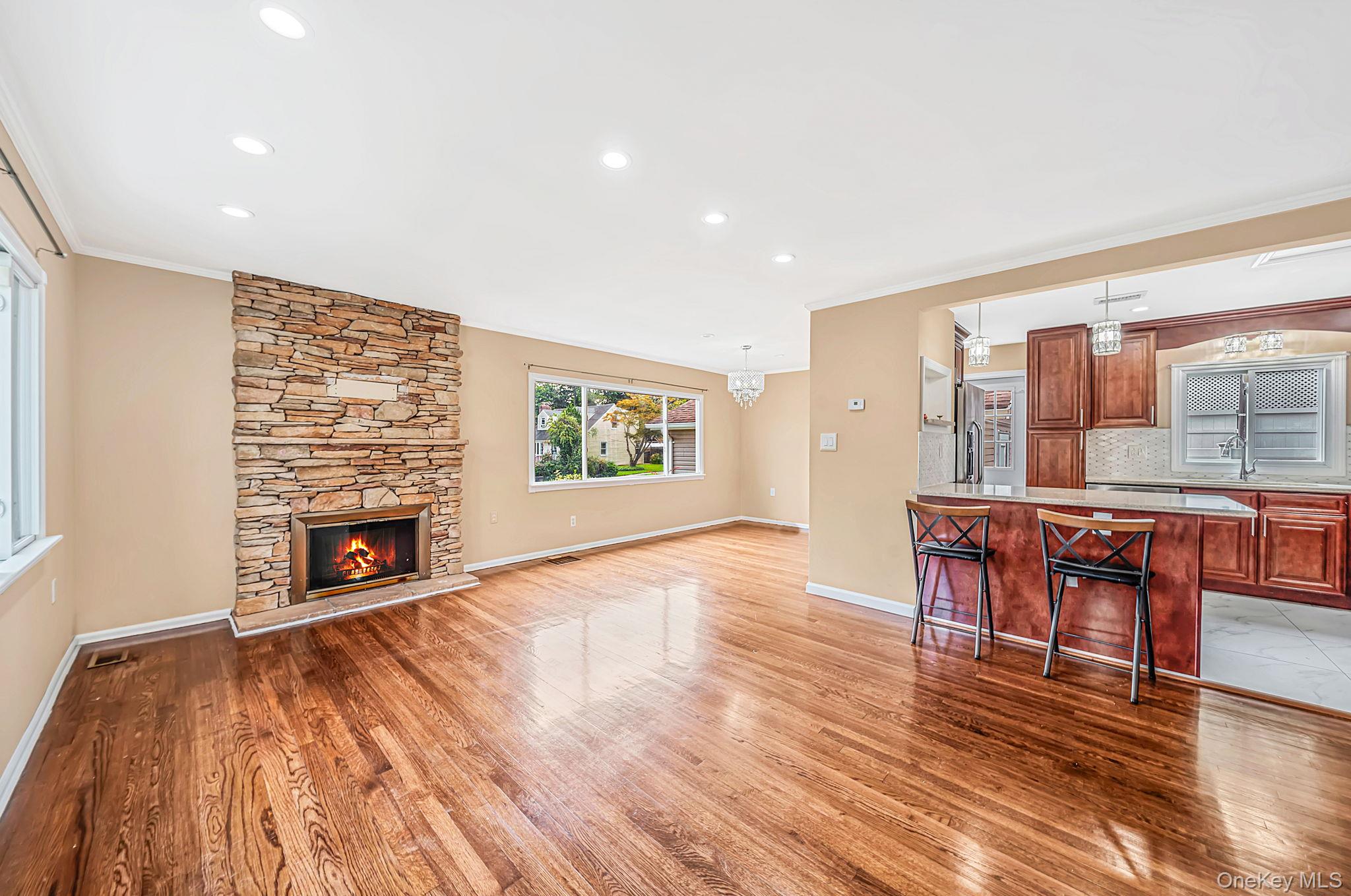 5 Willets Drive – For Sale photo 4