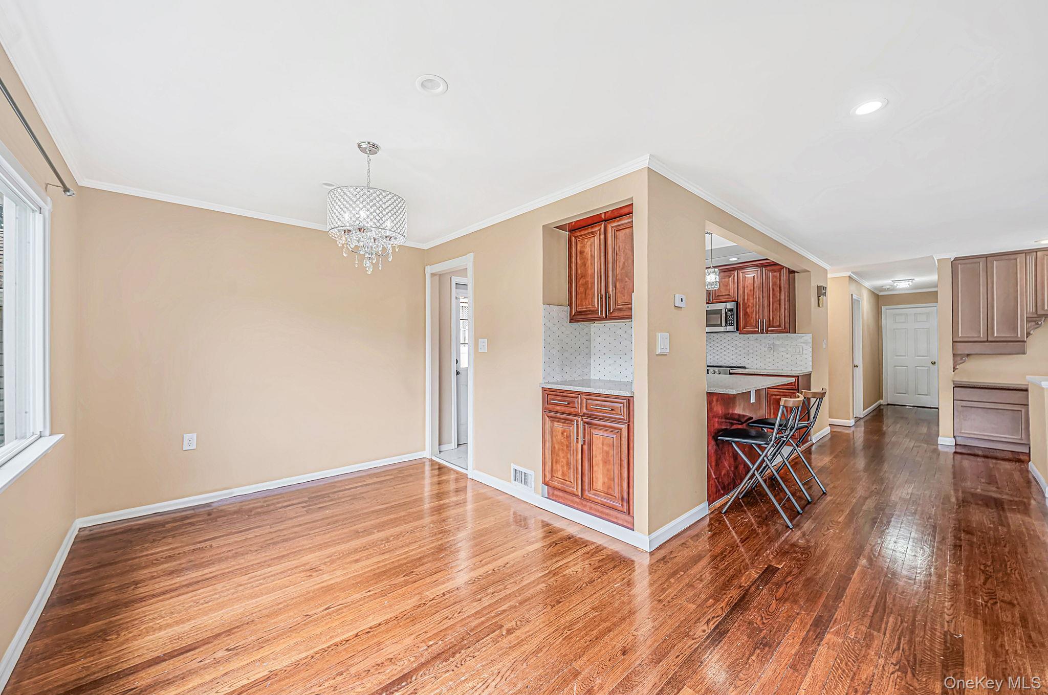 5 Willets Drive – For Sale photo 7