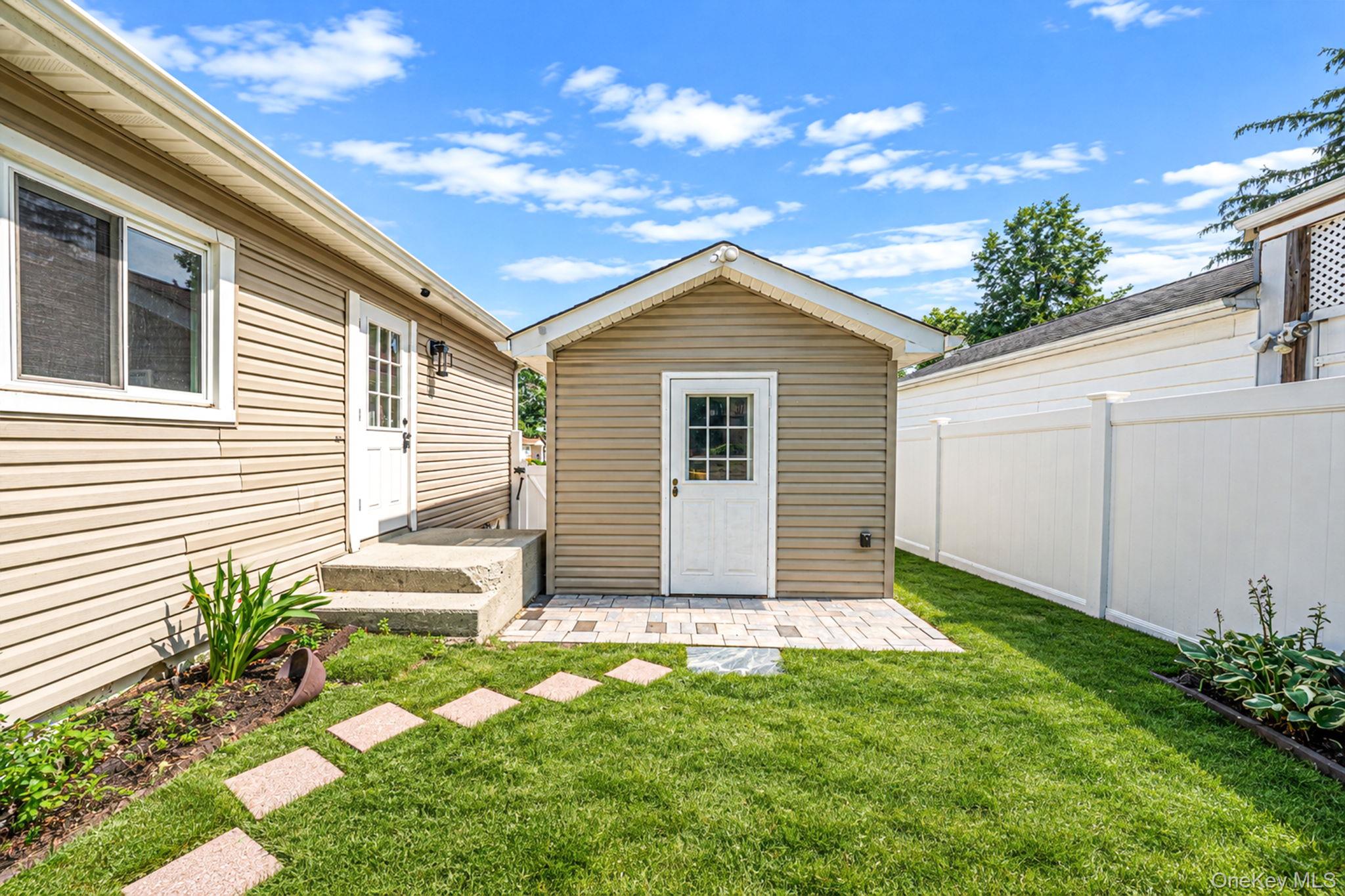 5 Willets Drive – For Sale photo 38