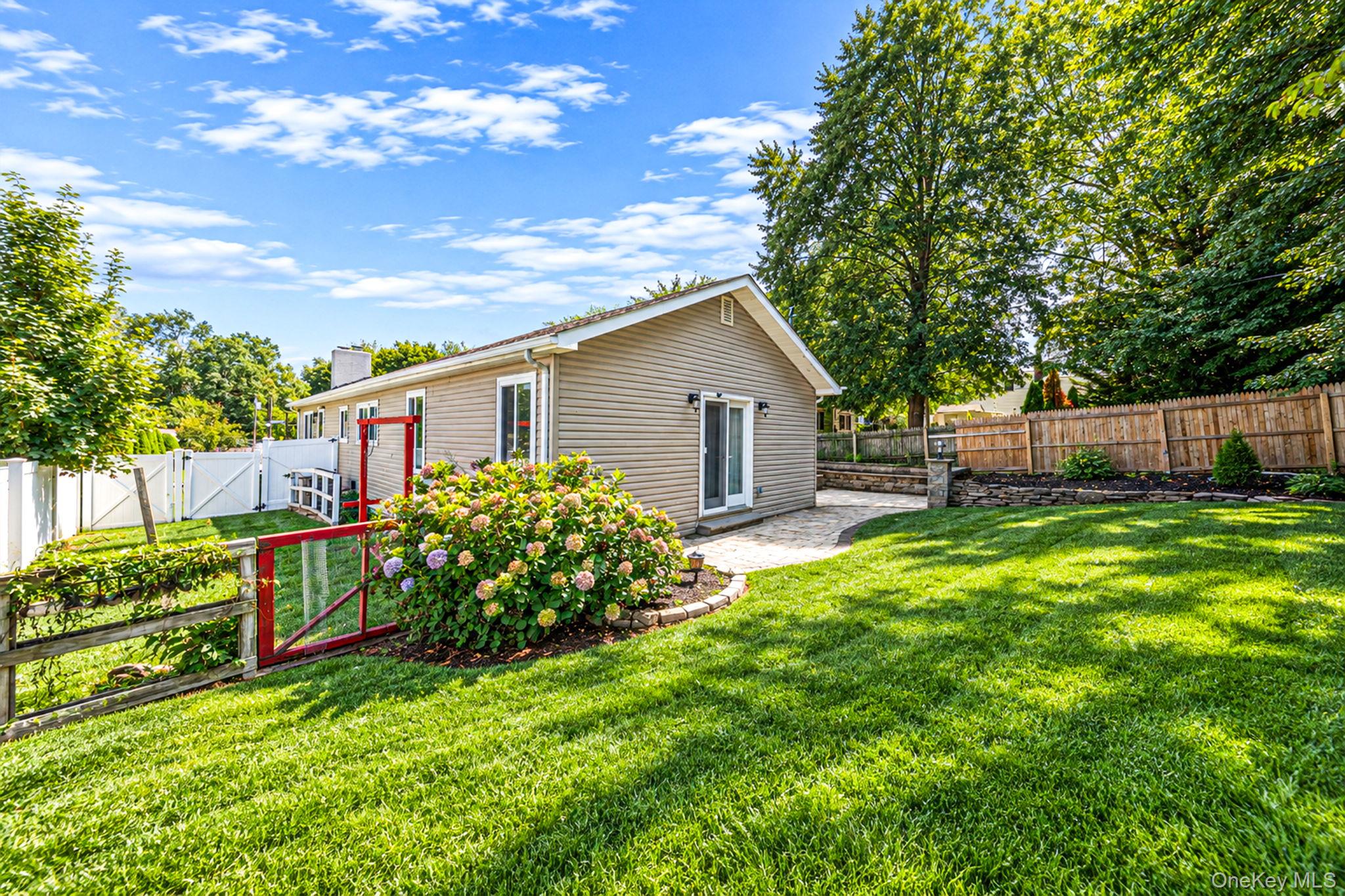 5 Willets Drive – For Sale photo 36