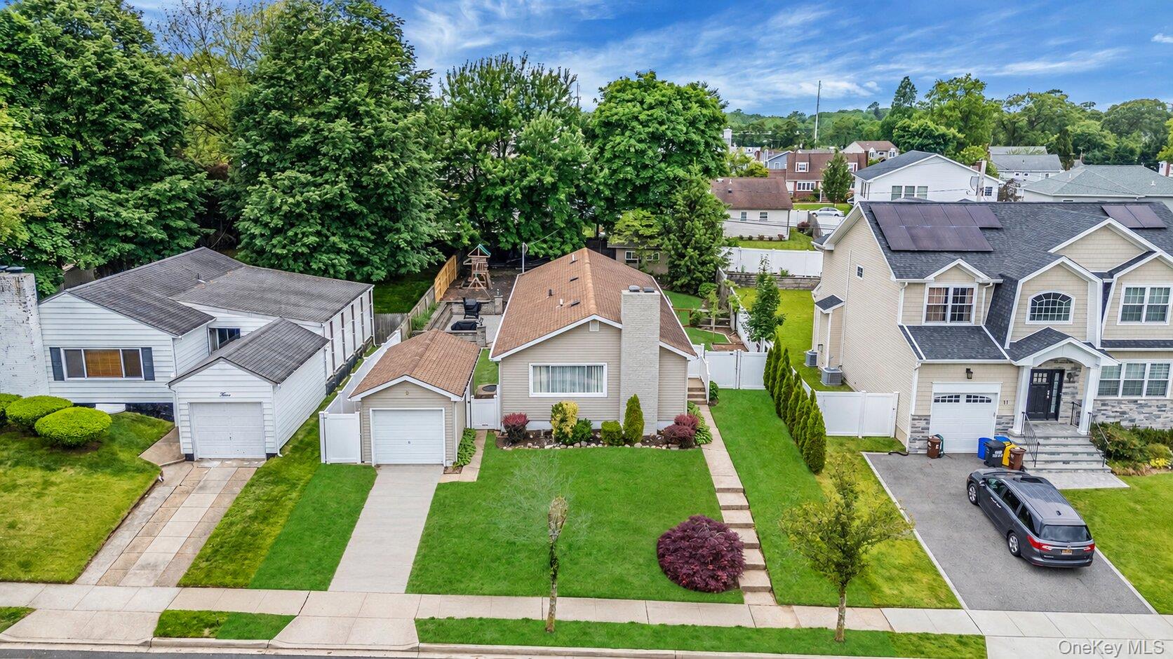 5 Willets Drive
