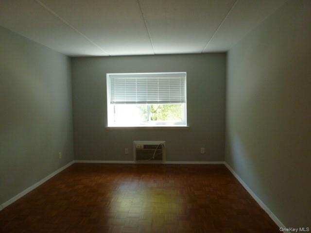 416 Benedict Avenue, Unit 1G photo 8