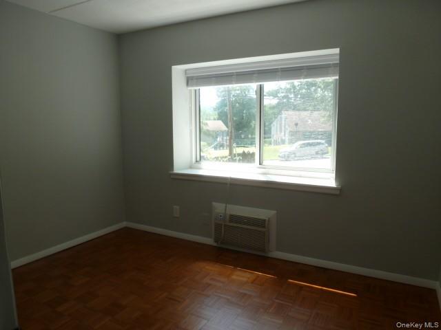 416 Benedict Avenue, Unit 1G photo 7