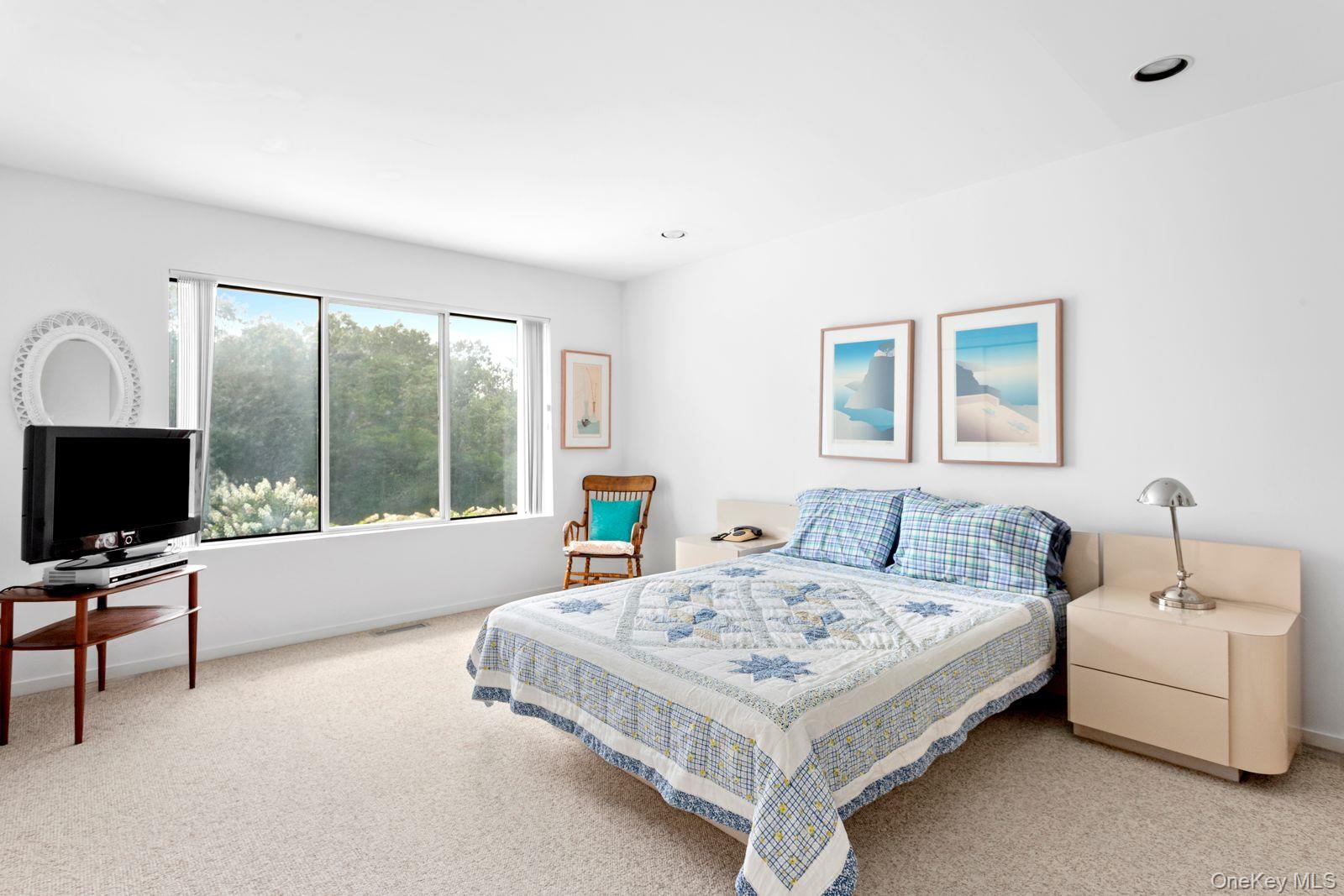 40 Peacock Path – For Sale photo 12