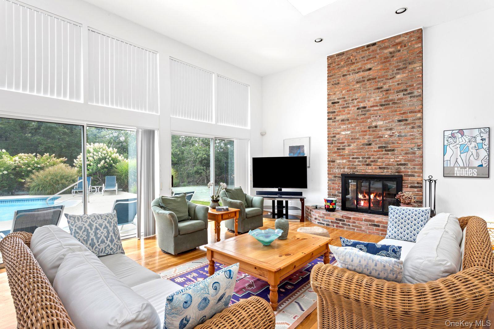 40 Peacock Path – For Sale photo 6