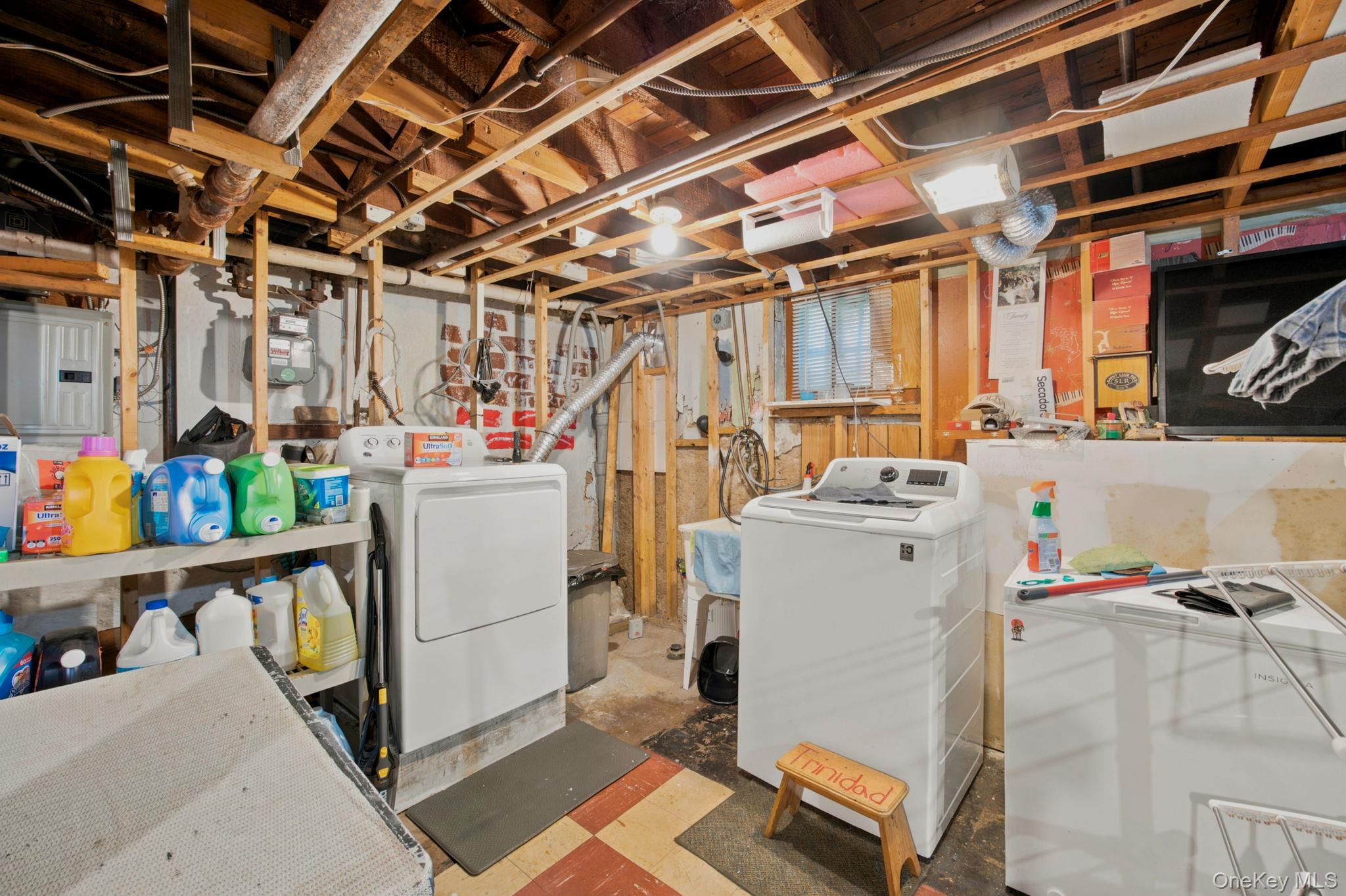 93-27 92nd Avenue – For Sale photo 23