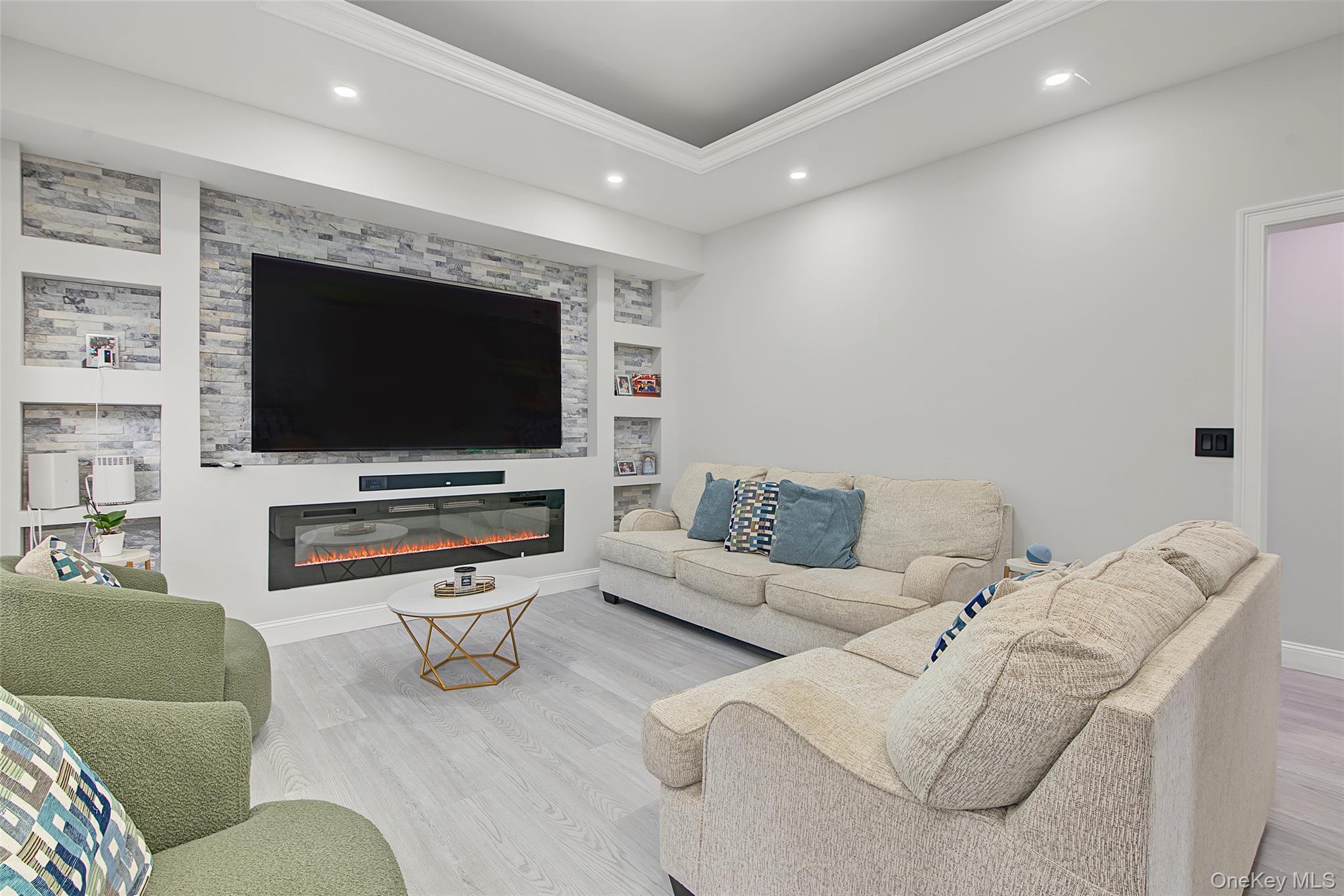 1085 Bay Shore Avenue – For Sale photo 17