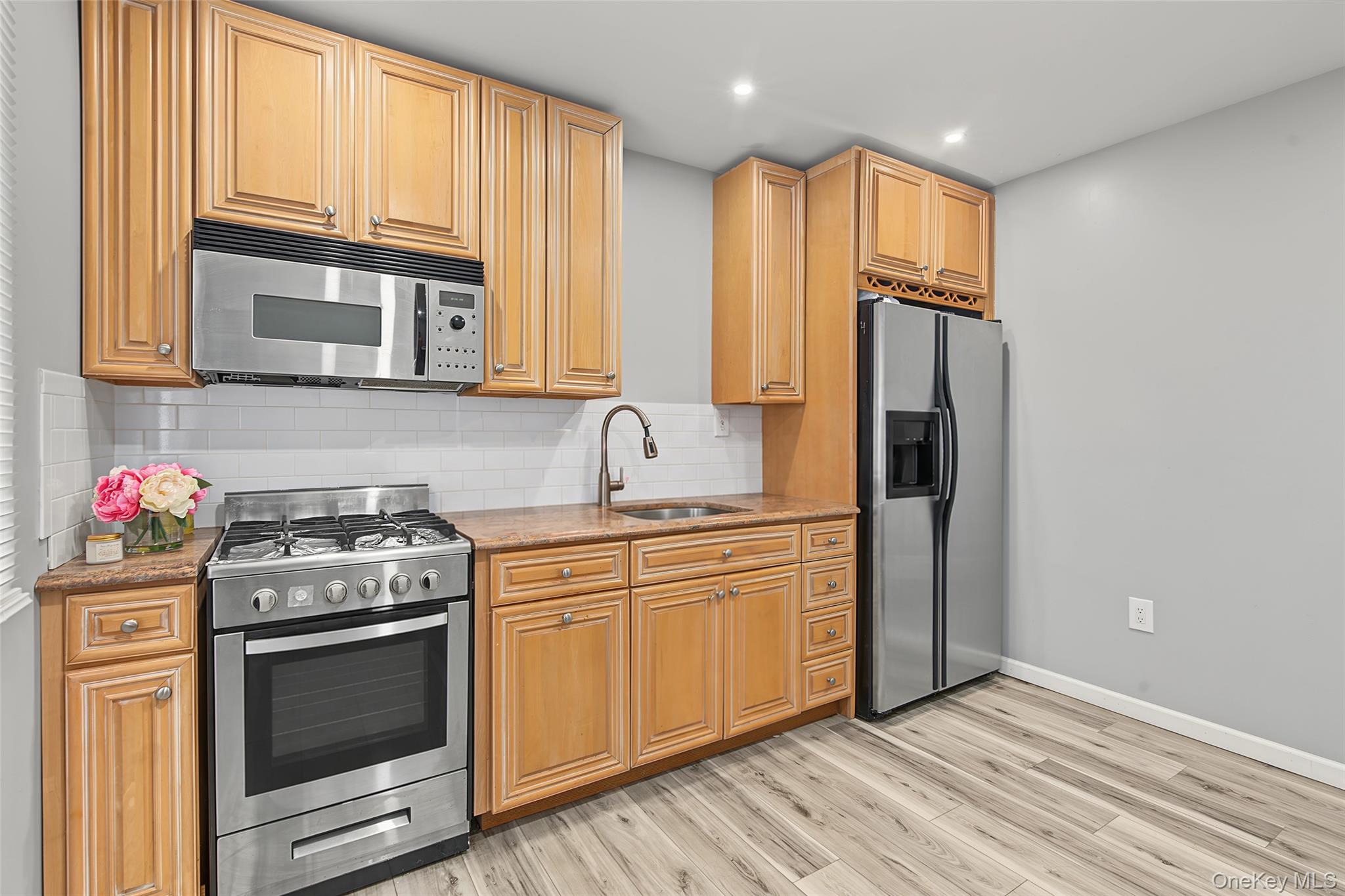 1085 Bay Shore Avenue – For Sale photo 29
