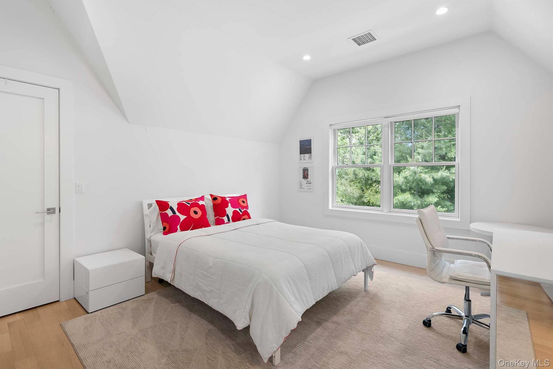 198 Bull Path – For Sale photo 17