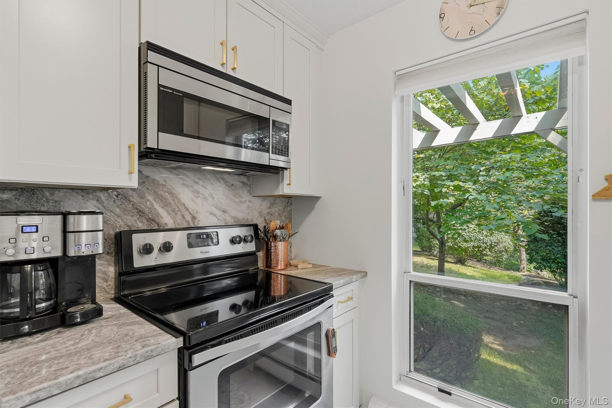 25 Villa Drive – For Sale photo 9