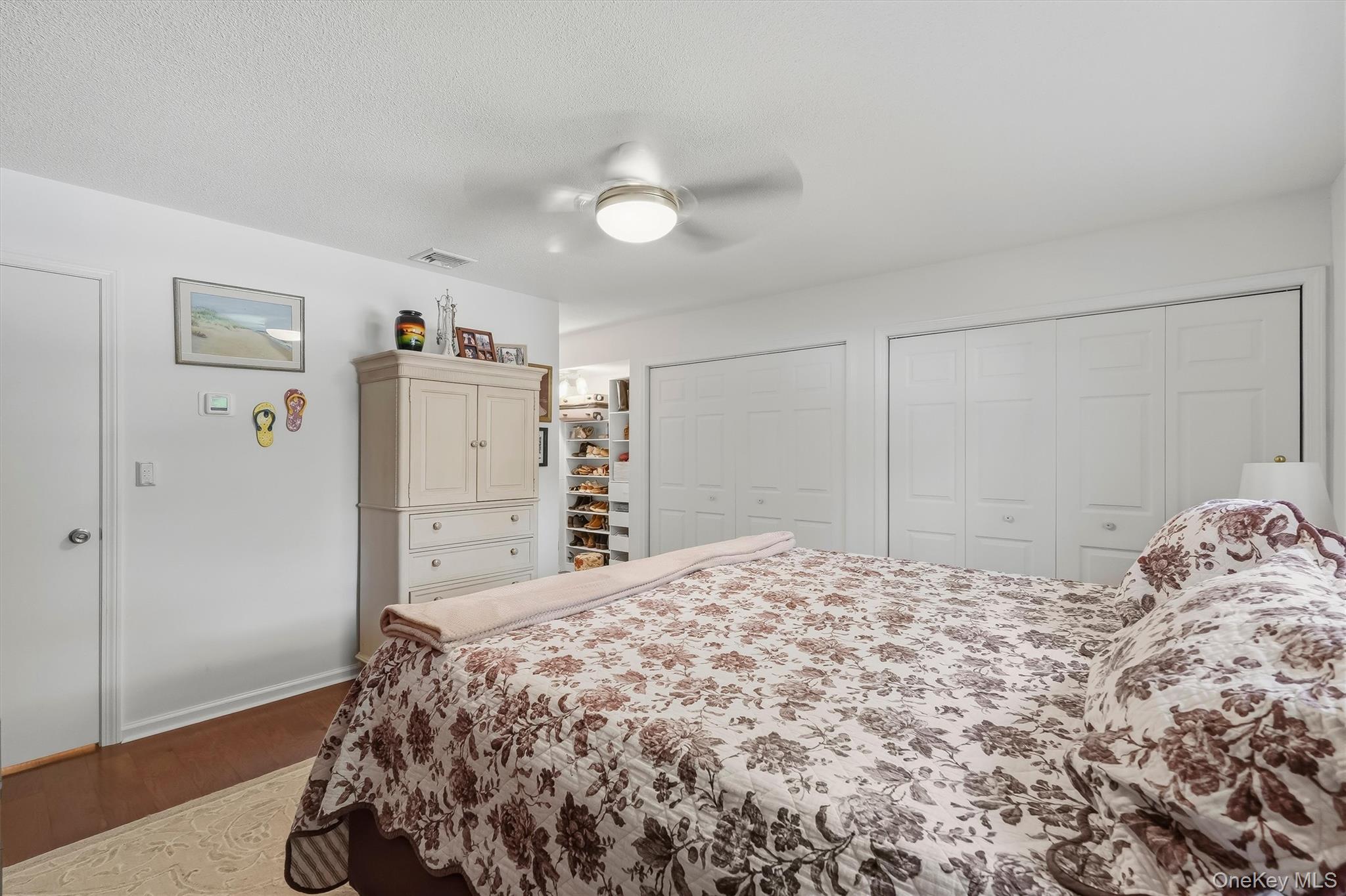 25 Villa Drive – For Sale photo 14