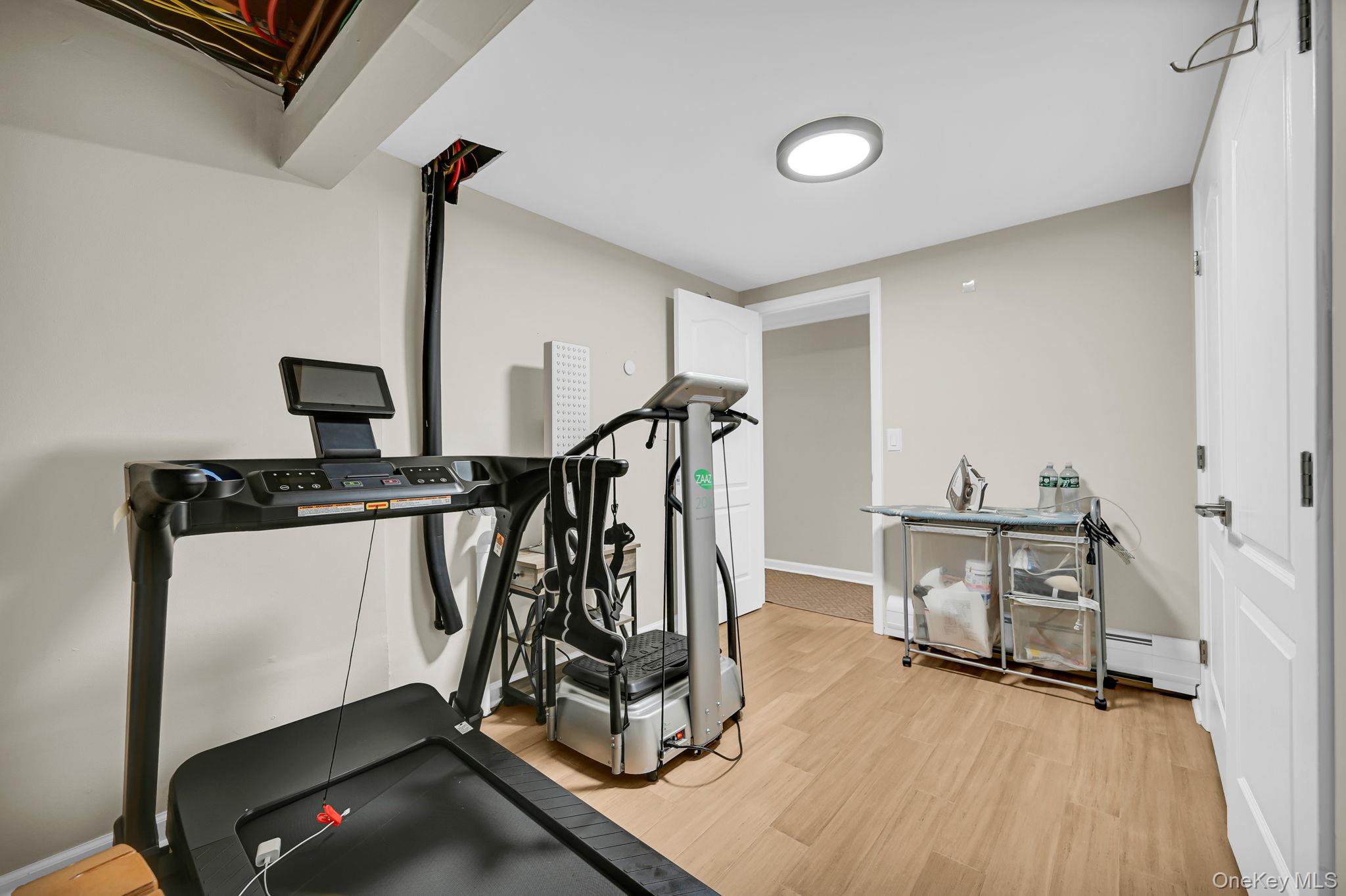 15 Ramapo Lane – For Sale photo 33