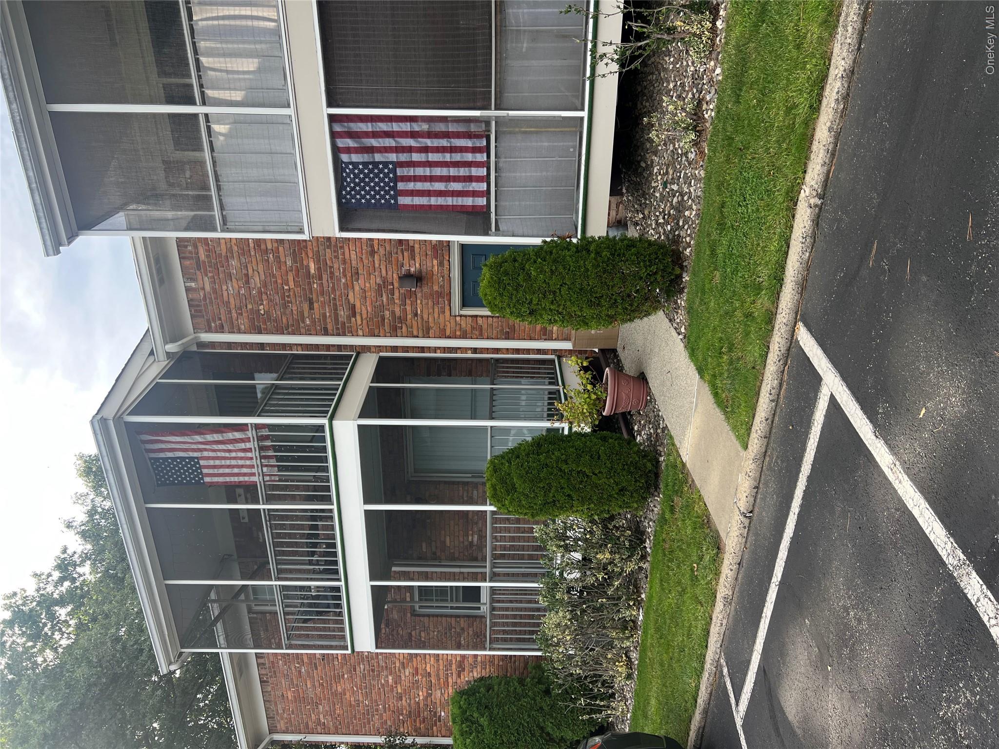 68 Bon Aire Circle, Unit P 10 photo 11