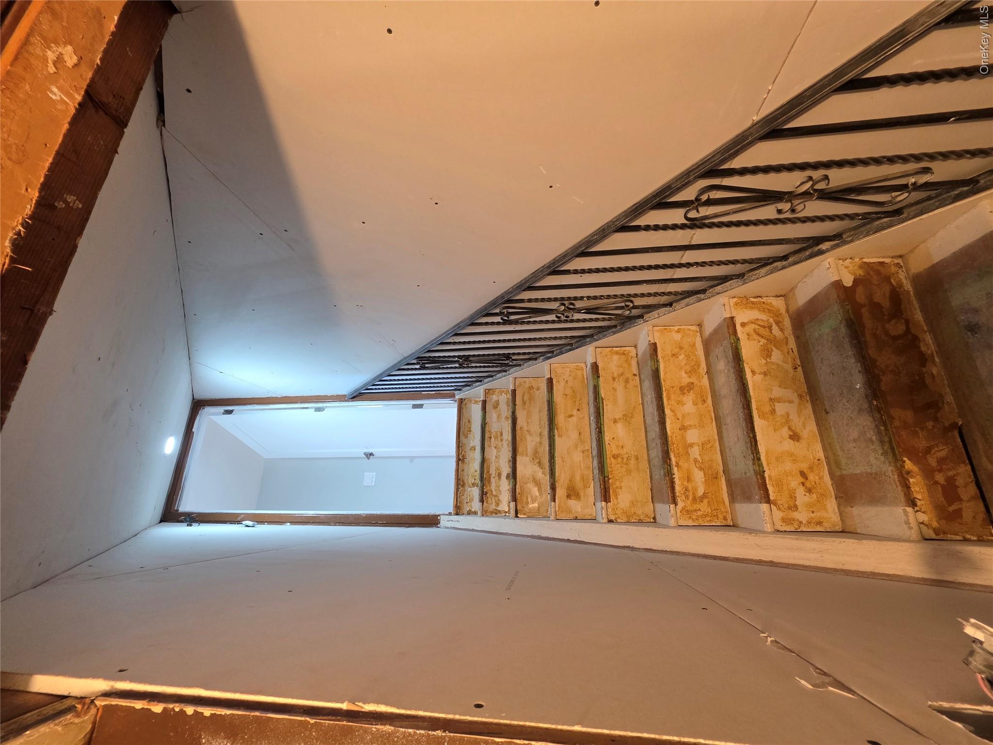 66 Gates Avenue, Unit 1 photo 18