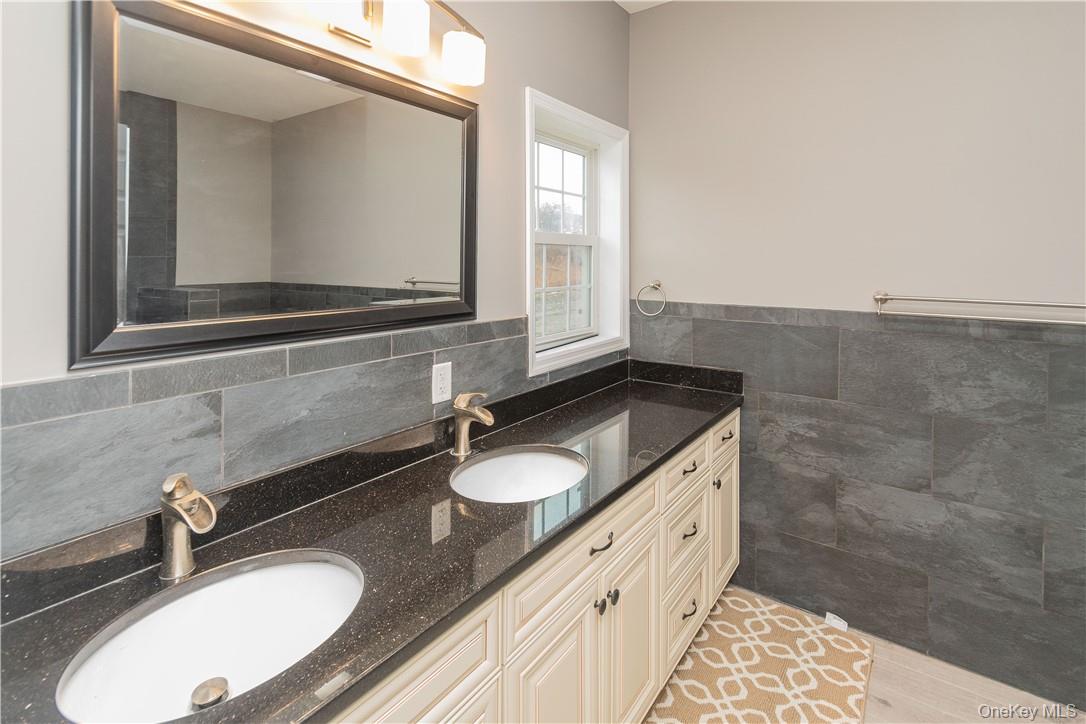 66 Mulberry Lane – For Rent photo 23