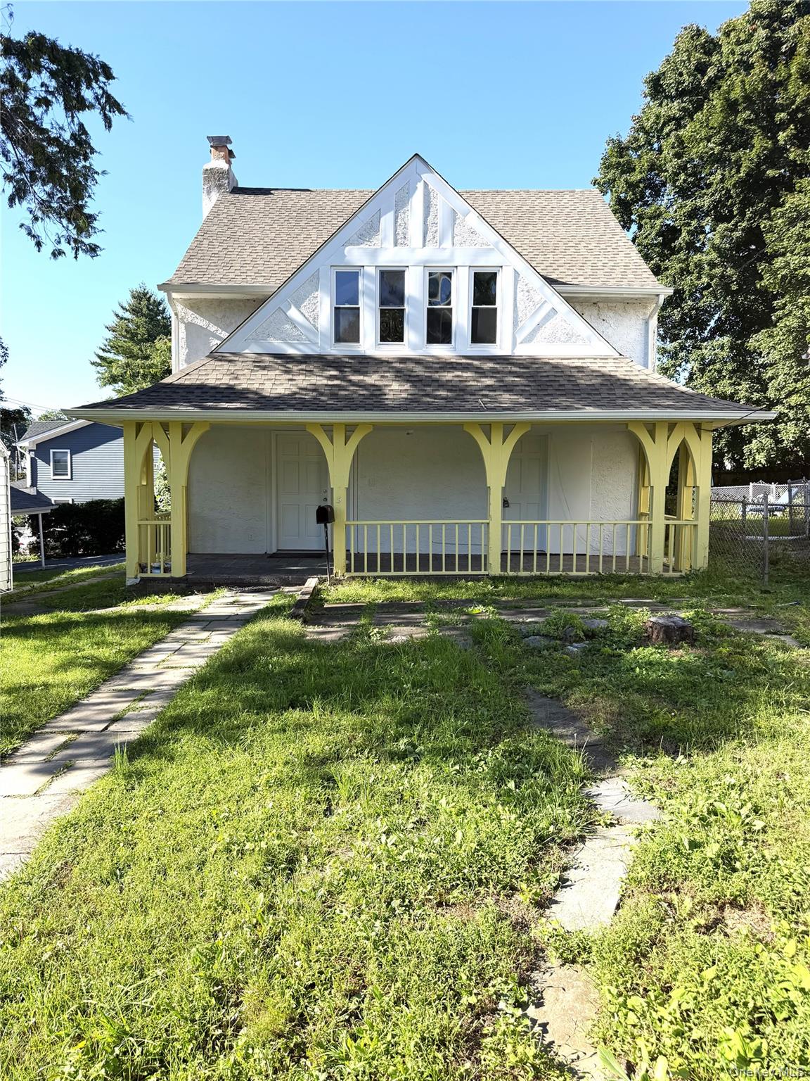 5 Crest Place – For Sale
