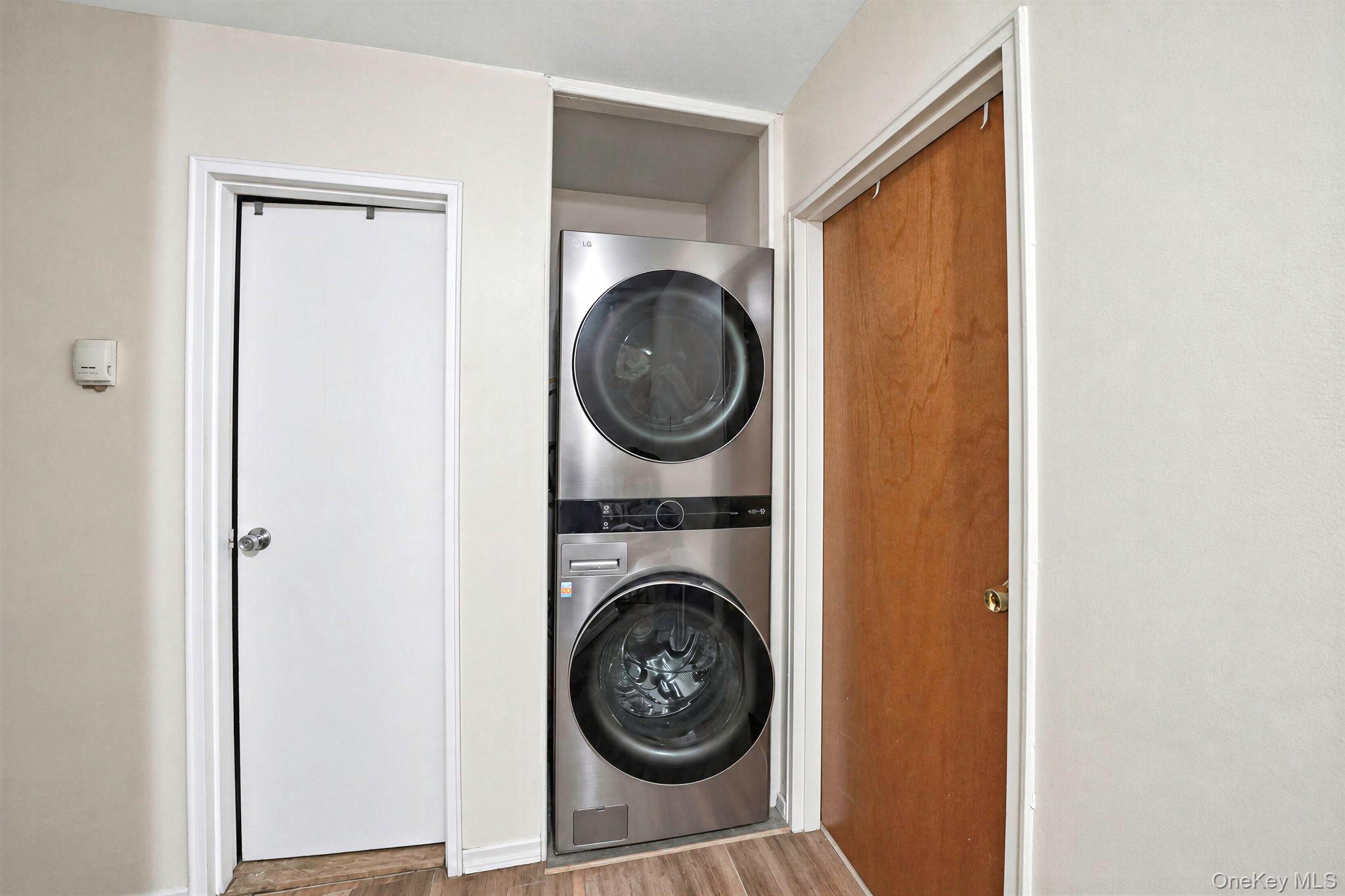 11 Glen Hollow Drive, Unit D7 photo 26