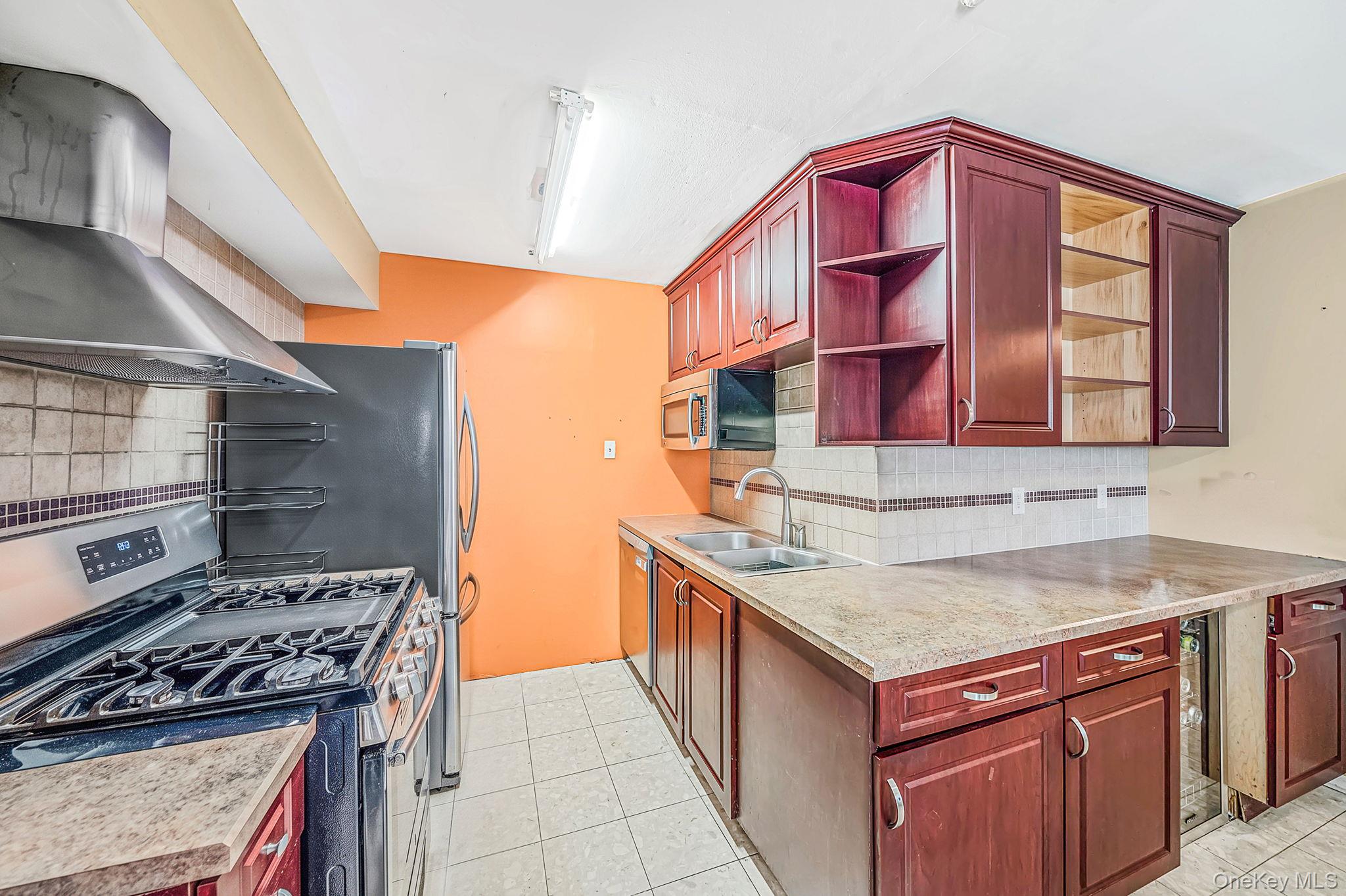 11 Glen Hollow Drive, Unit D7 photo 10