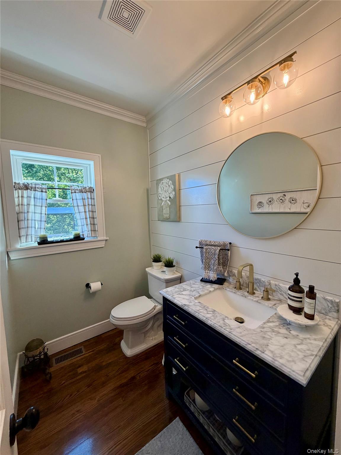101 Beverly Road – For Sale photo 14