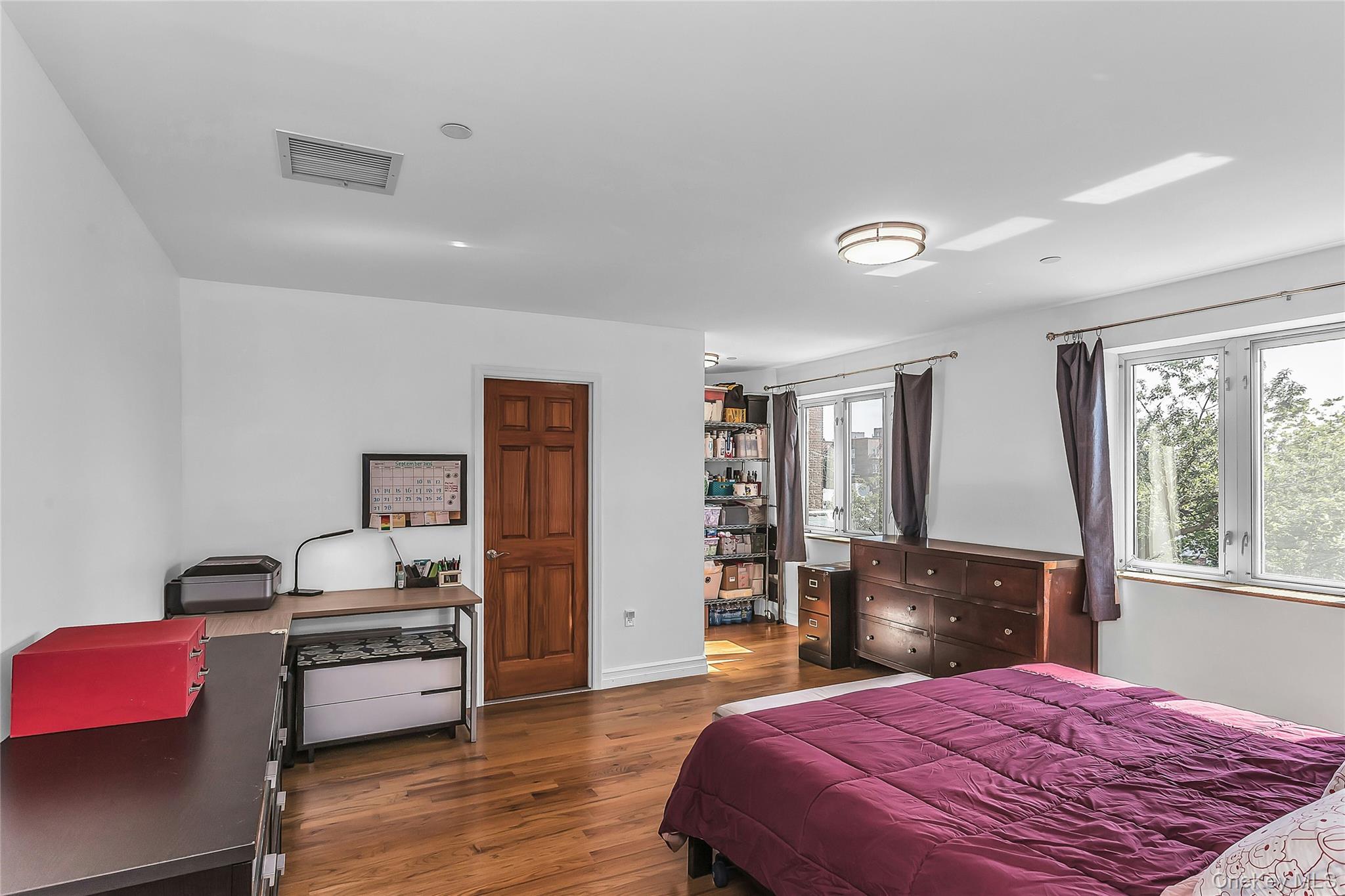 85-10 Elmhurst Avenue, Unit 5B photo 11