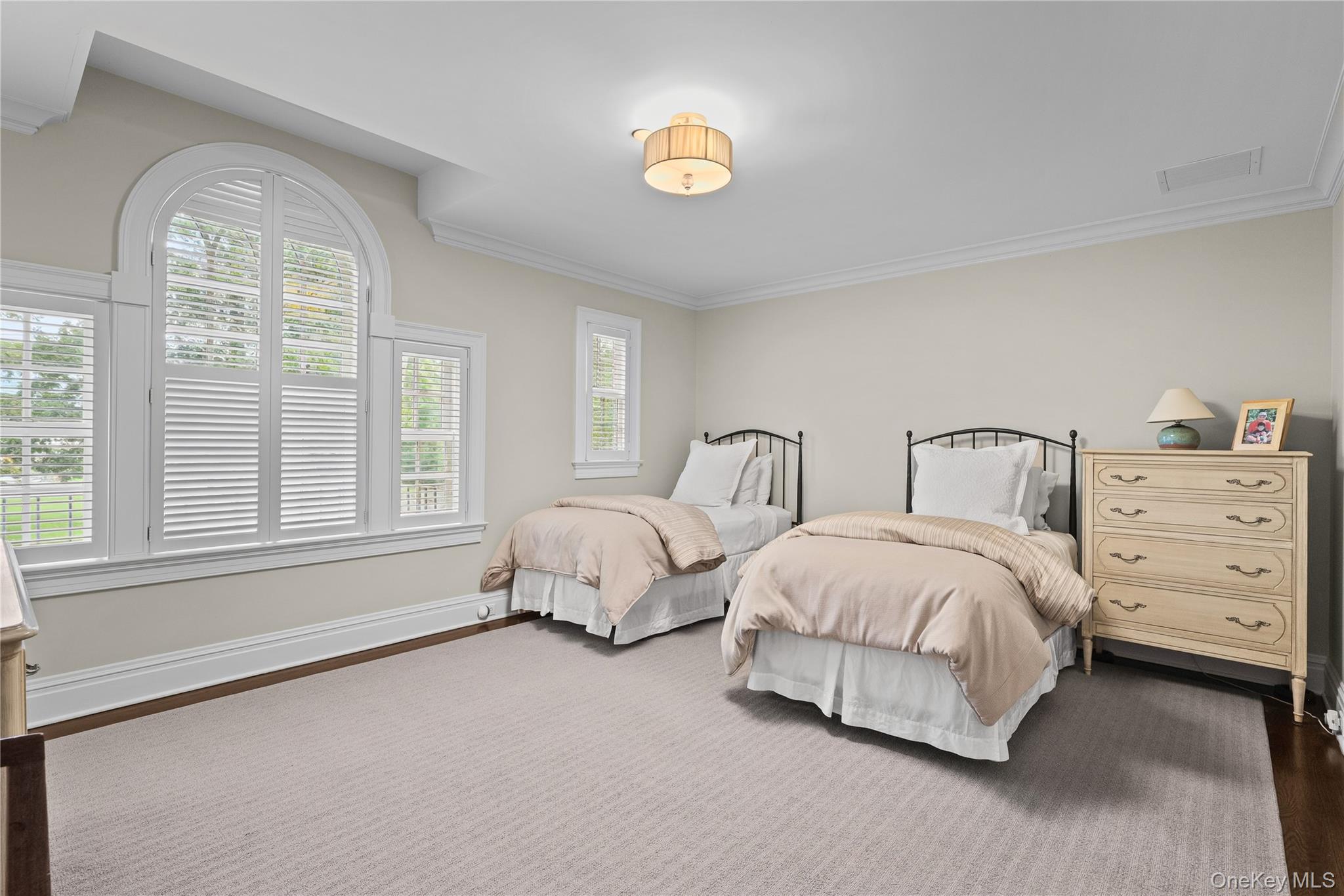 26 Archer Road – For Sale photo 35