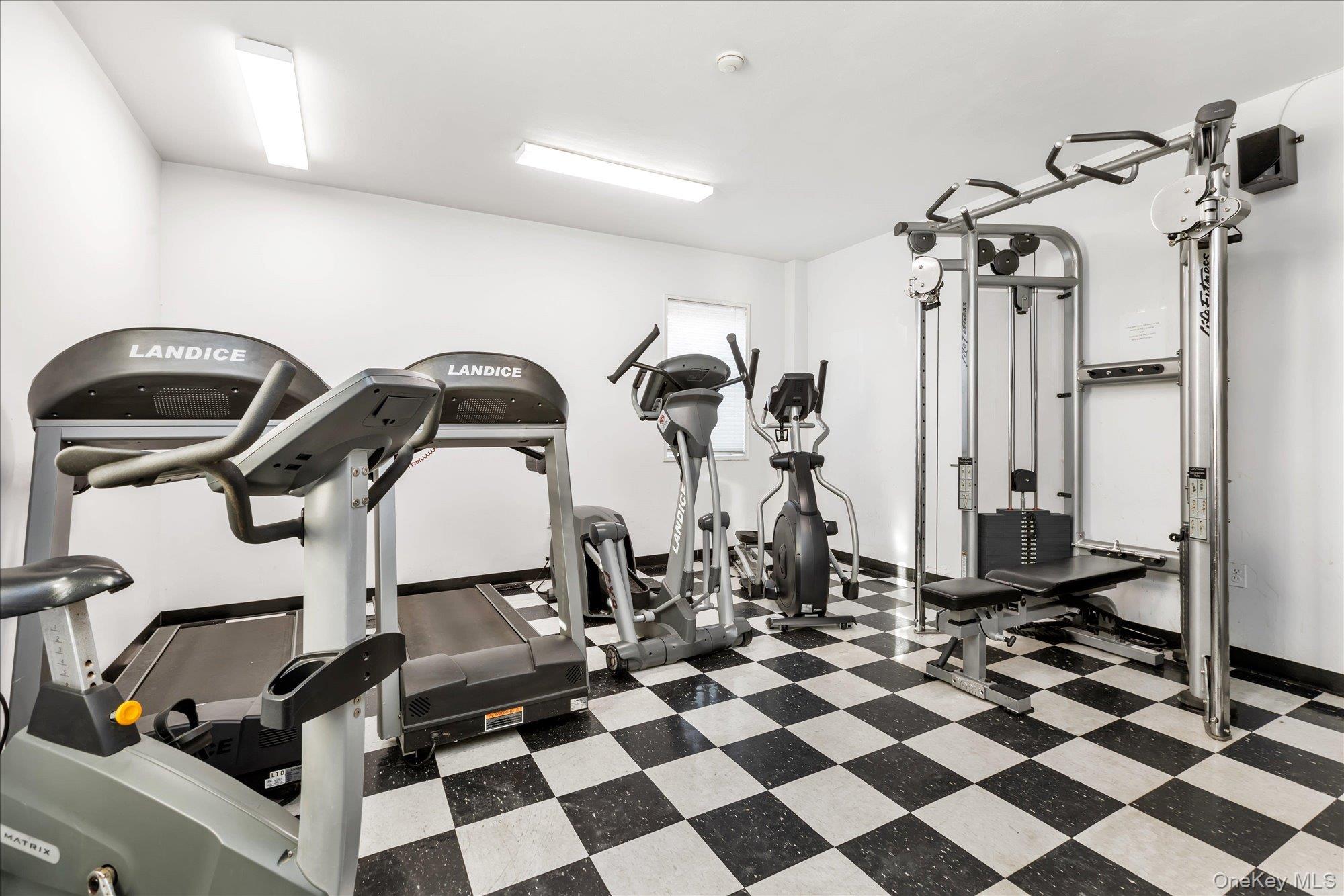 370 W Broadway, Unit 5K photo 13