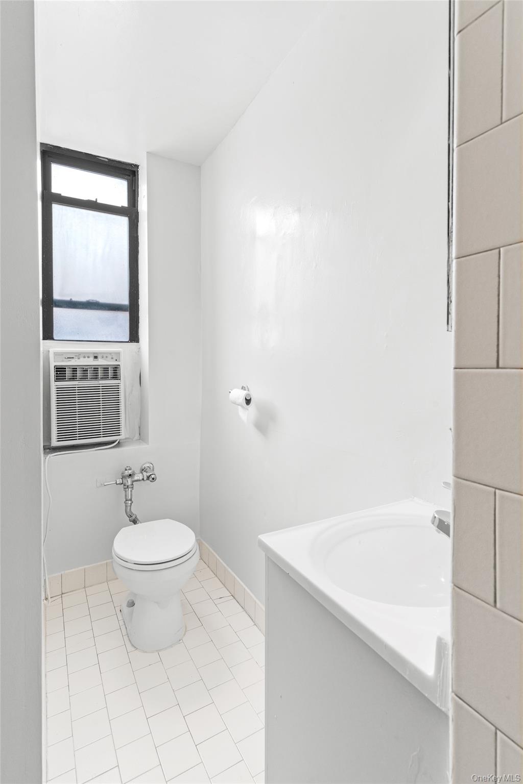 300 8th Avenue, Unit 4N photo 9