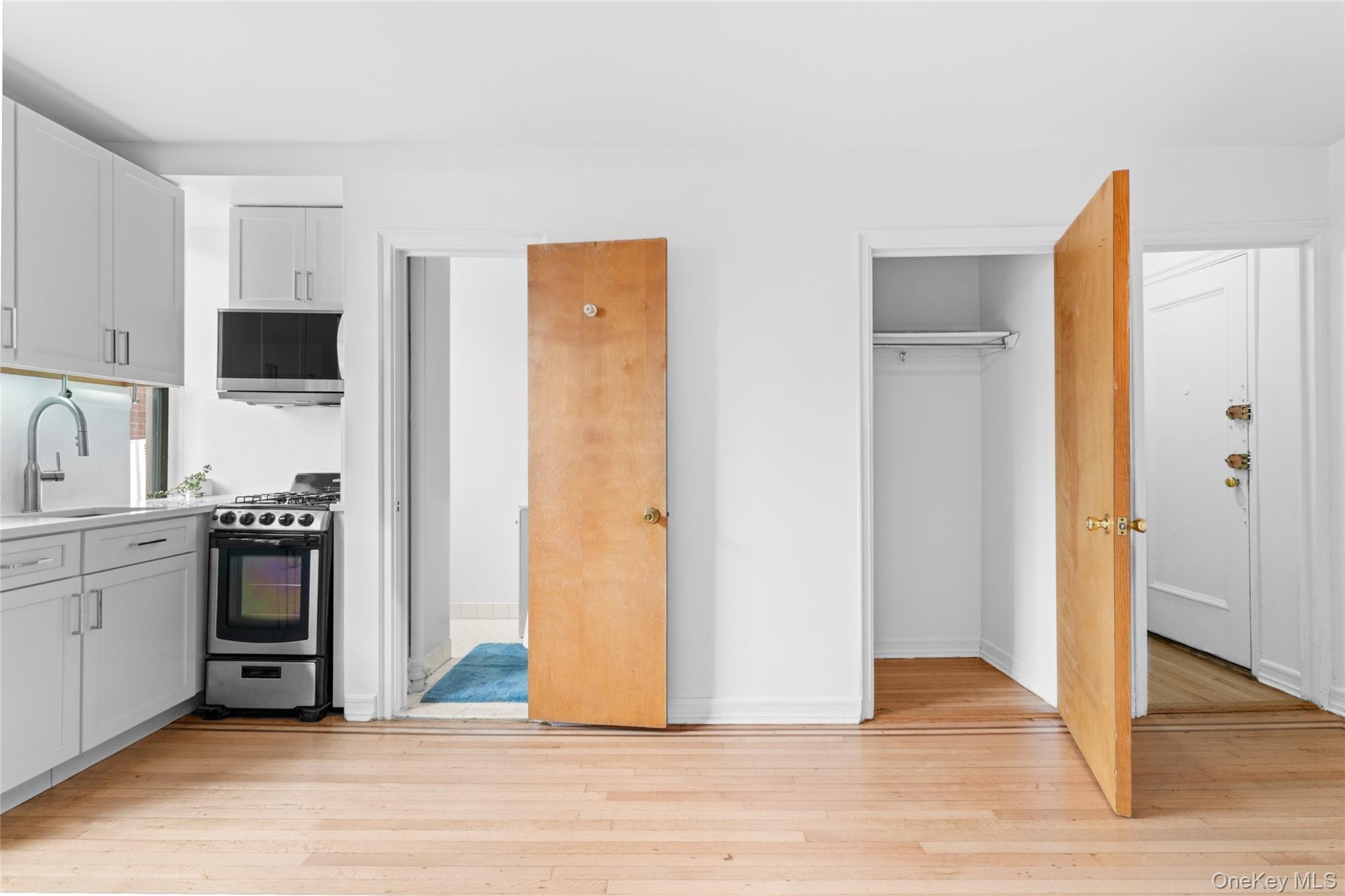 300 8th Avenue, Unit 4N photo 6