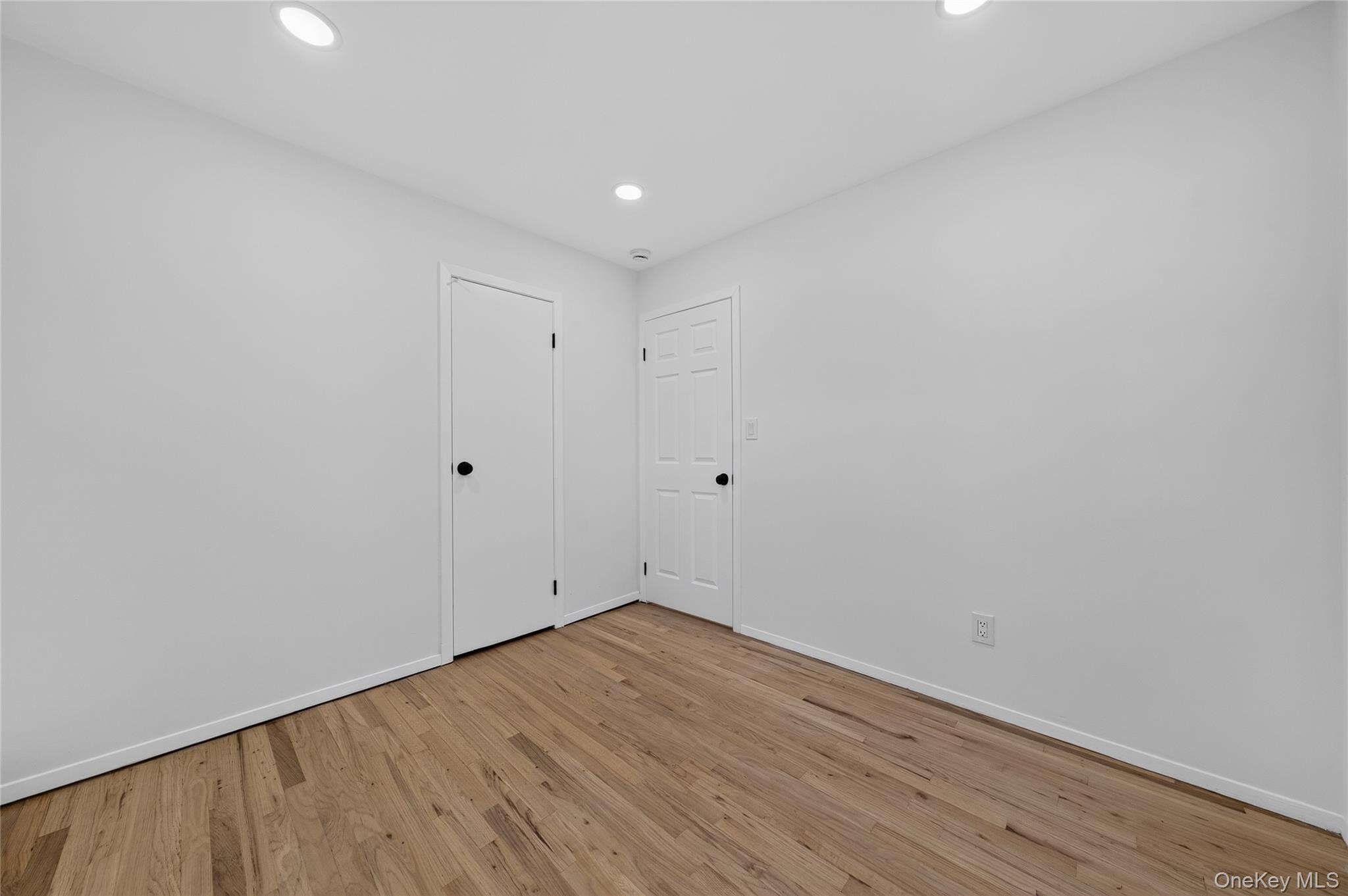 28 Roslyn Avenue – For Sale photo 10