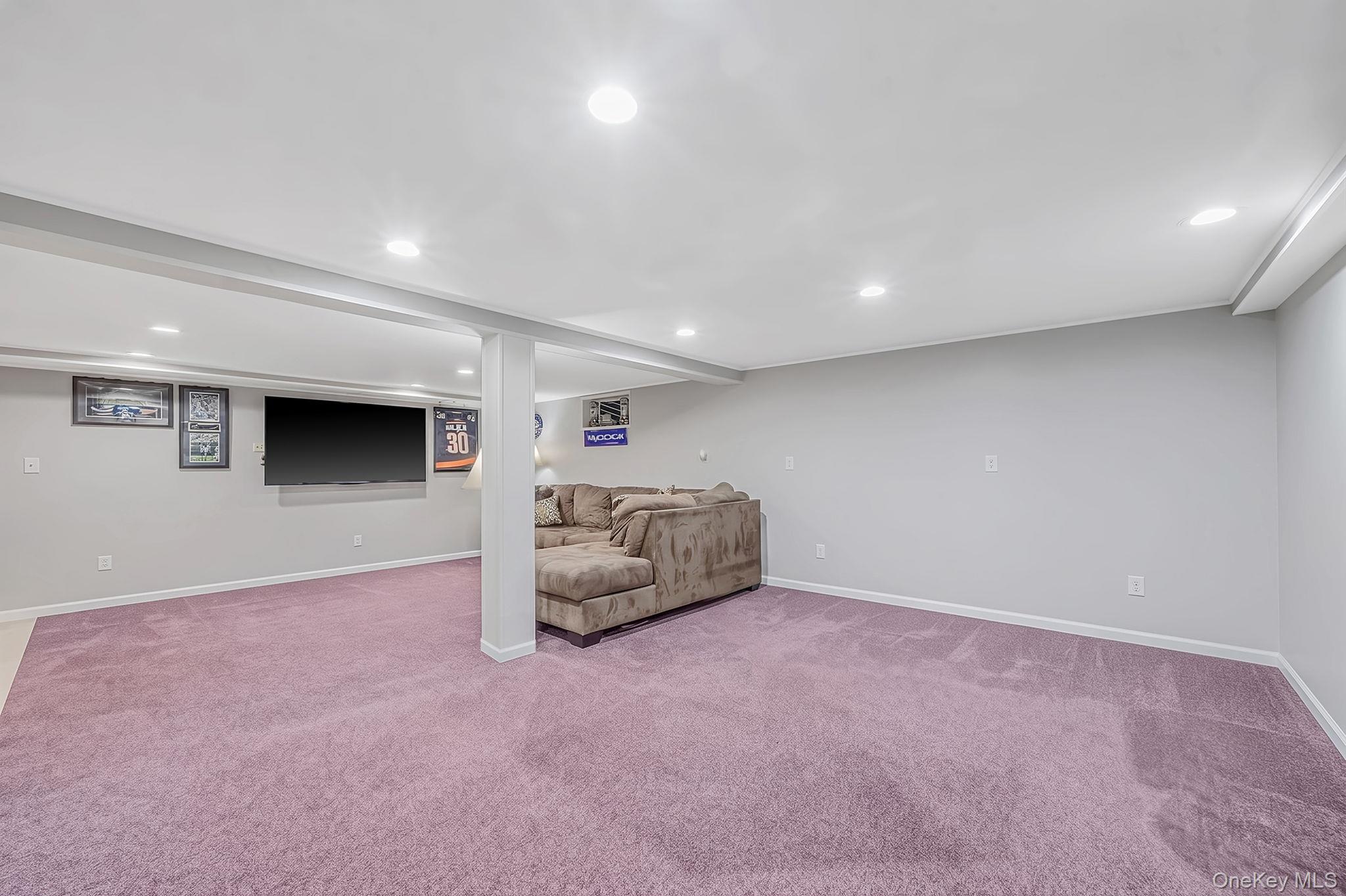16 Salem Road – For Sale photo 30